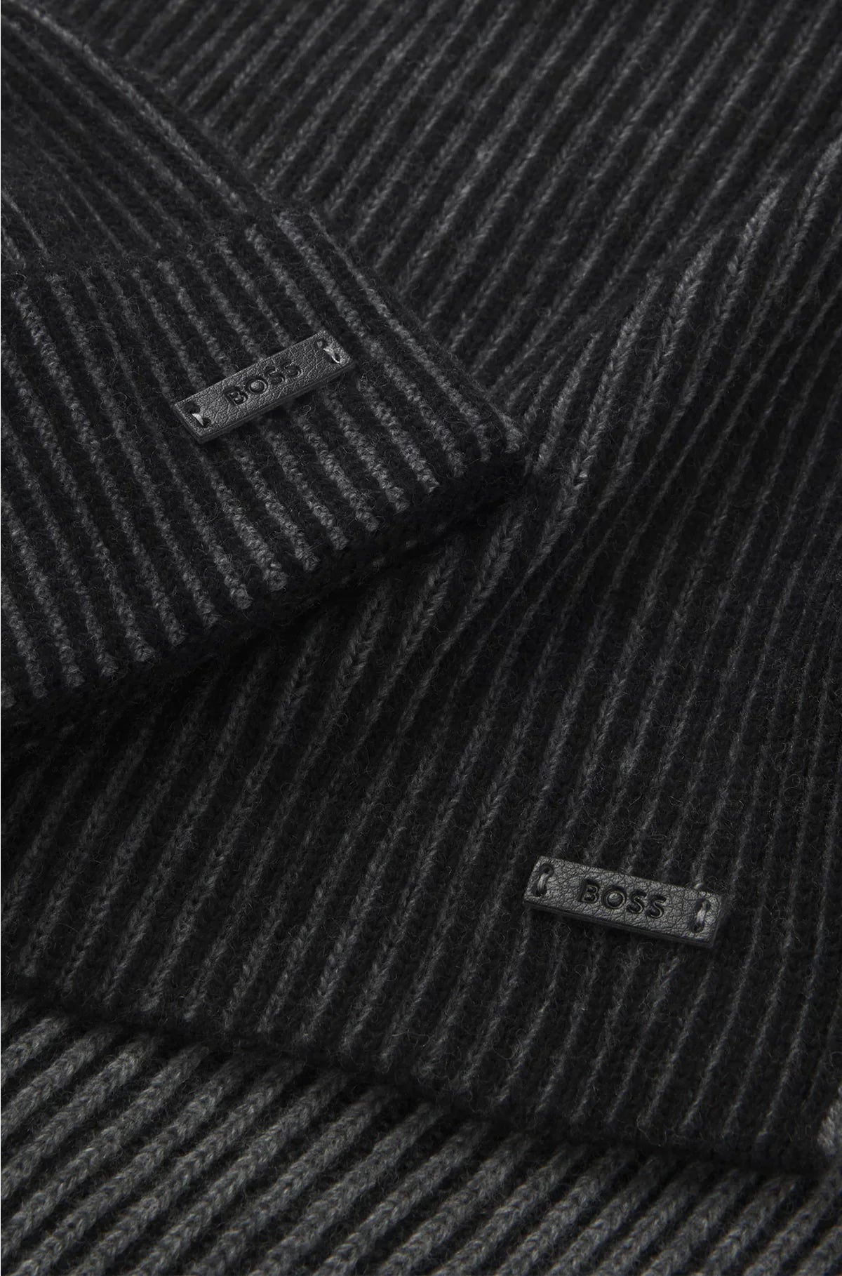 TWO-TONE-KNIT HAT AND SCARF GIFT SET