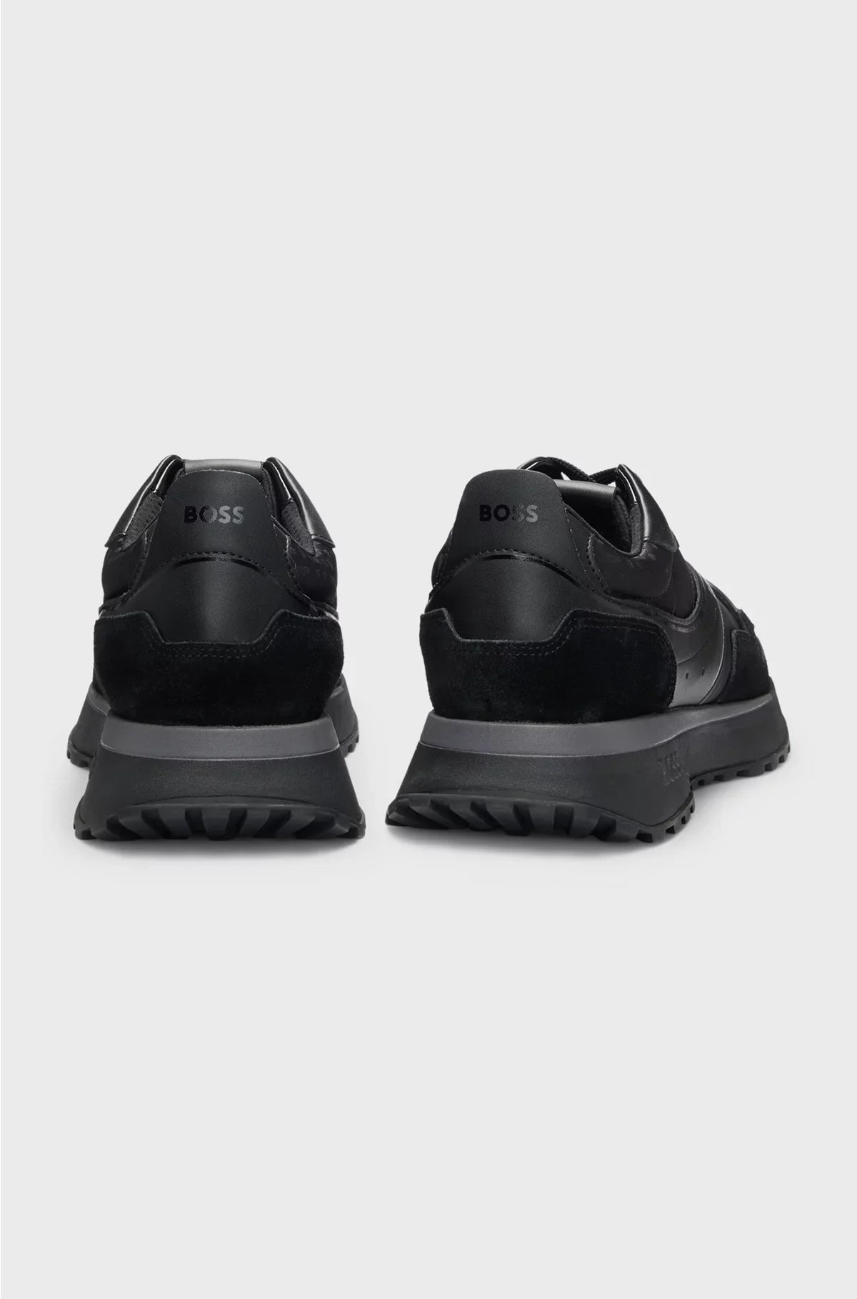MIXED-MATERIAL TRAINERS WITH MESH AND LEATHER