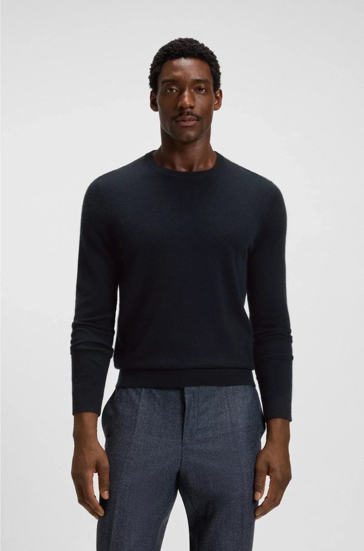 REGULAR-FIT SWEATER IN PURE CASHMERE