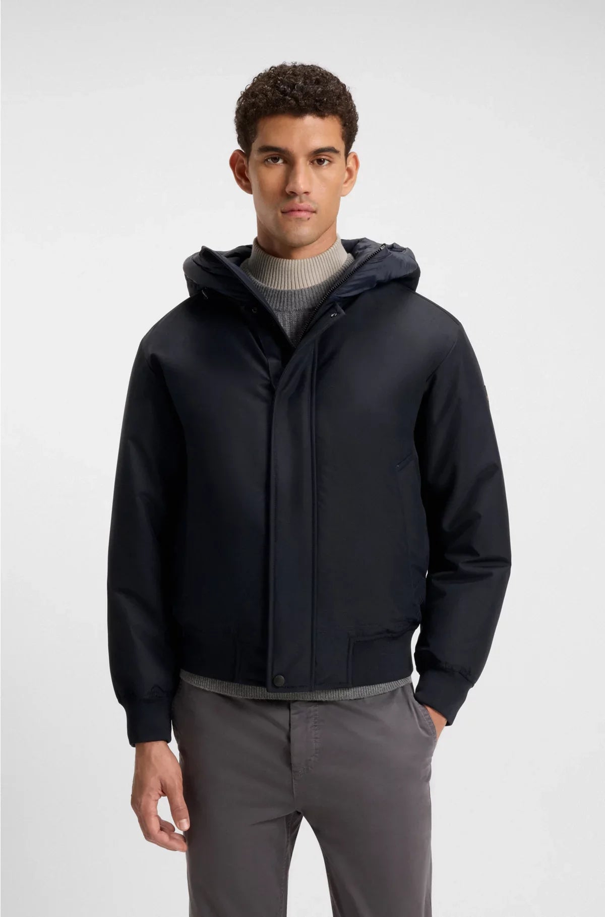 WATER-REPELLENT JACKET WITH CONTRASTING INSERT