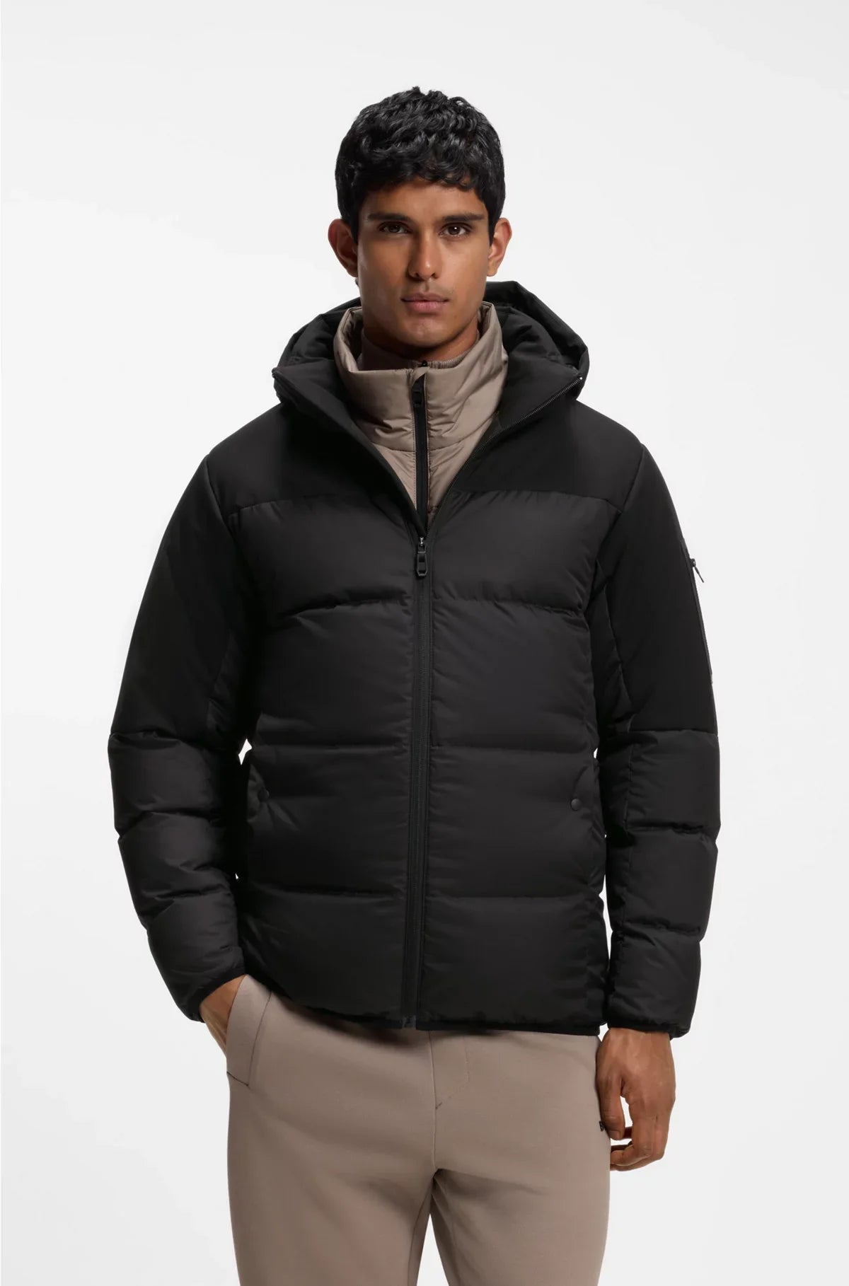 WATER-REPELLENT JACKET WITH DOWN FILLING AND DETACHABLE HOOD