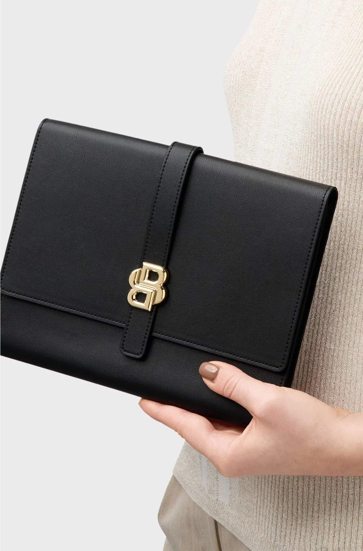 BLACK A5 CONFERENCE FOLDER WITH DOUBLE B MONOGRAM CLOSURE