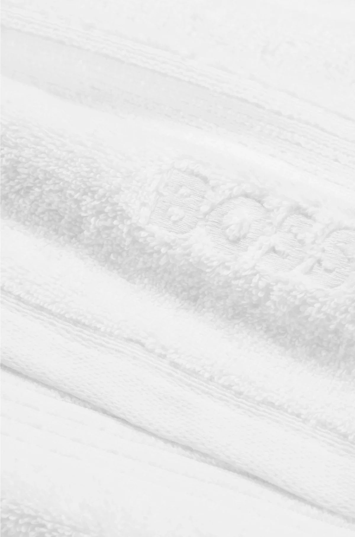 LOGO-EMBROIDERED BATH SHEET IN AEGEAN COTTON