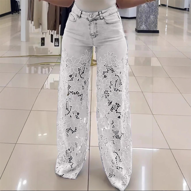 🌸🔥 Jeans con inserti in pizzo