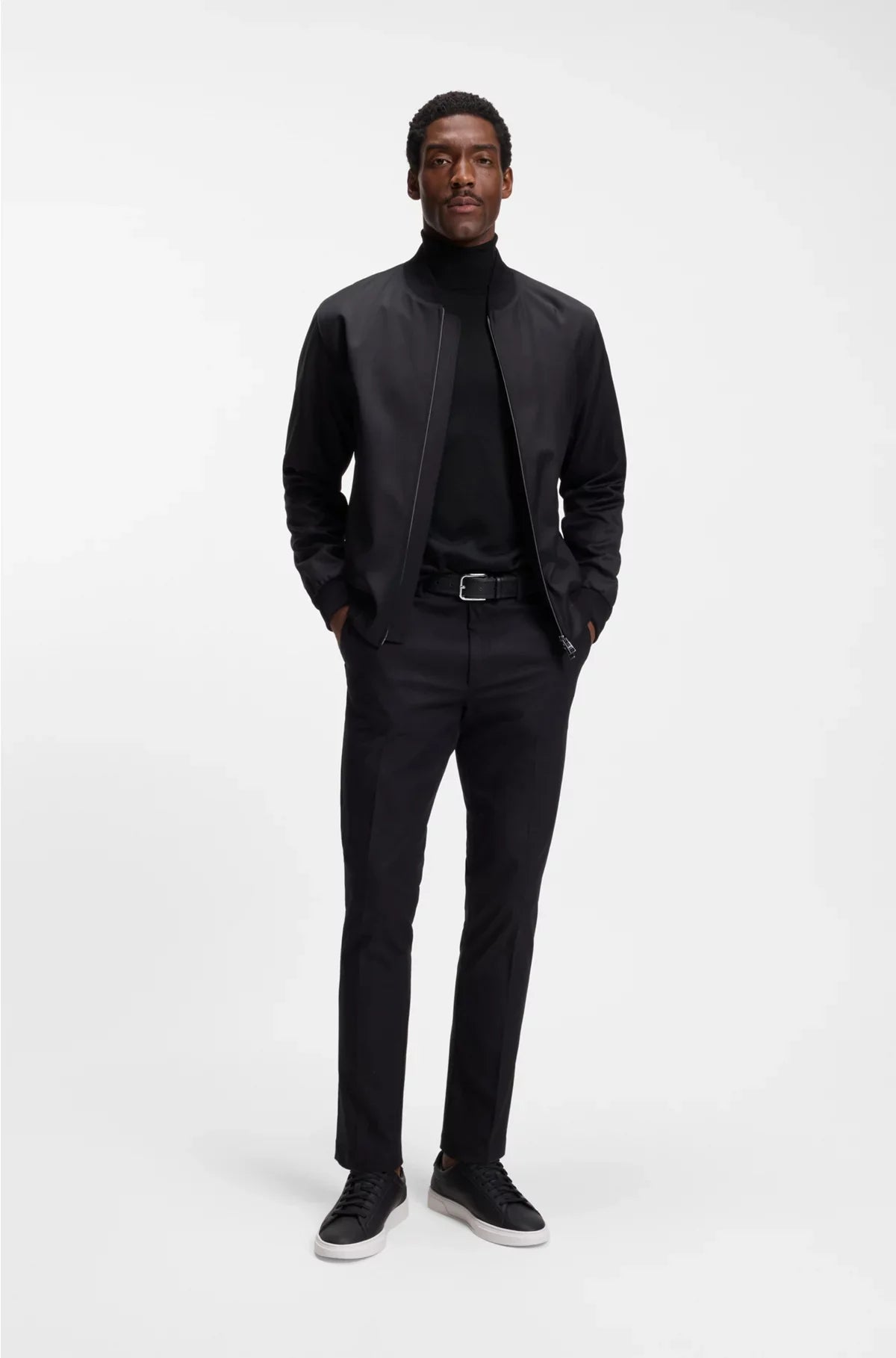 REGULAR-FIT ROLLNECK SWEATER IN MERINO WOOL