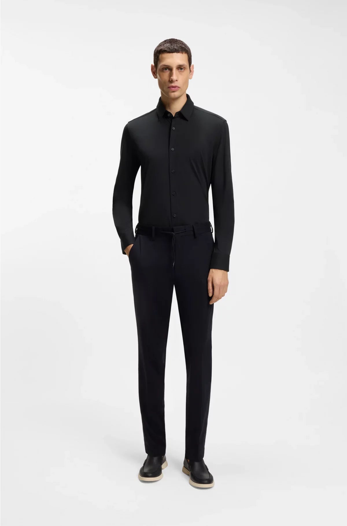 SLIM-FIT SHIRT IN A PERFORMANCE-STRETCH COTTON BLEND