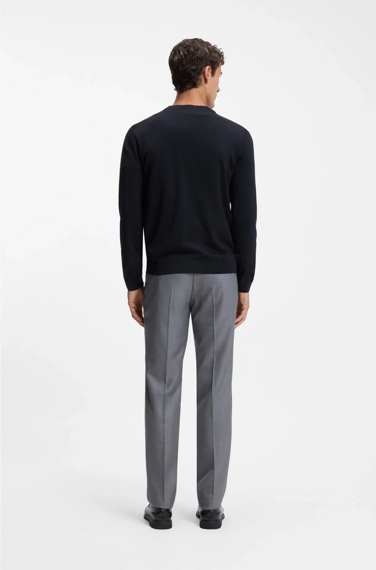 V-NECK CARDIGAN IN VIRGIN WOOL