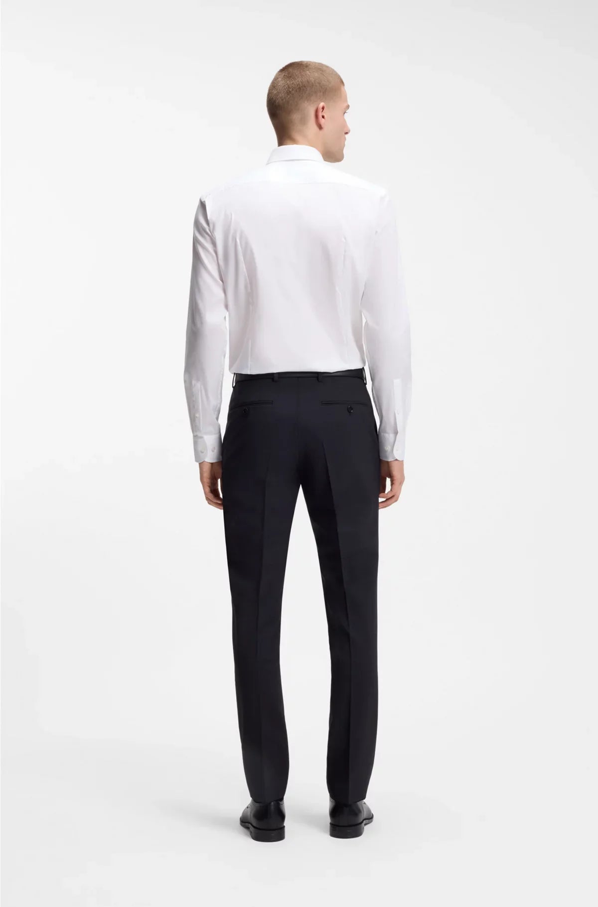 SLIM-FIT SHIRT IN EASY-IRON COTTON POPLIN