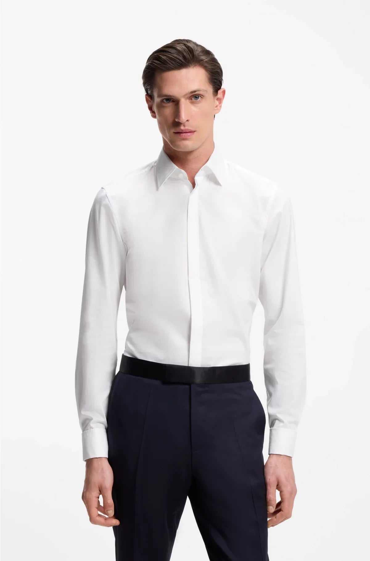 SLIM-FIT DRESS SHIRT IN EASY-IRON STRETCH COTTON