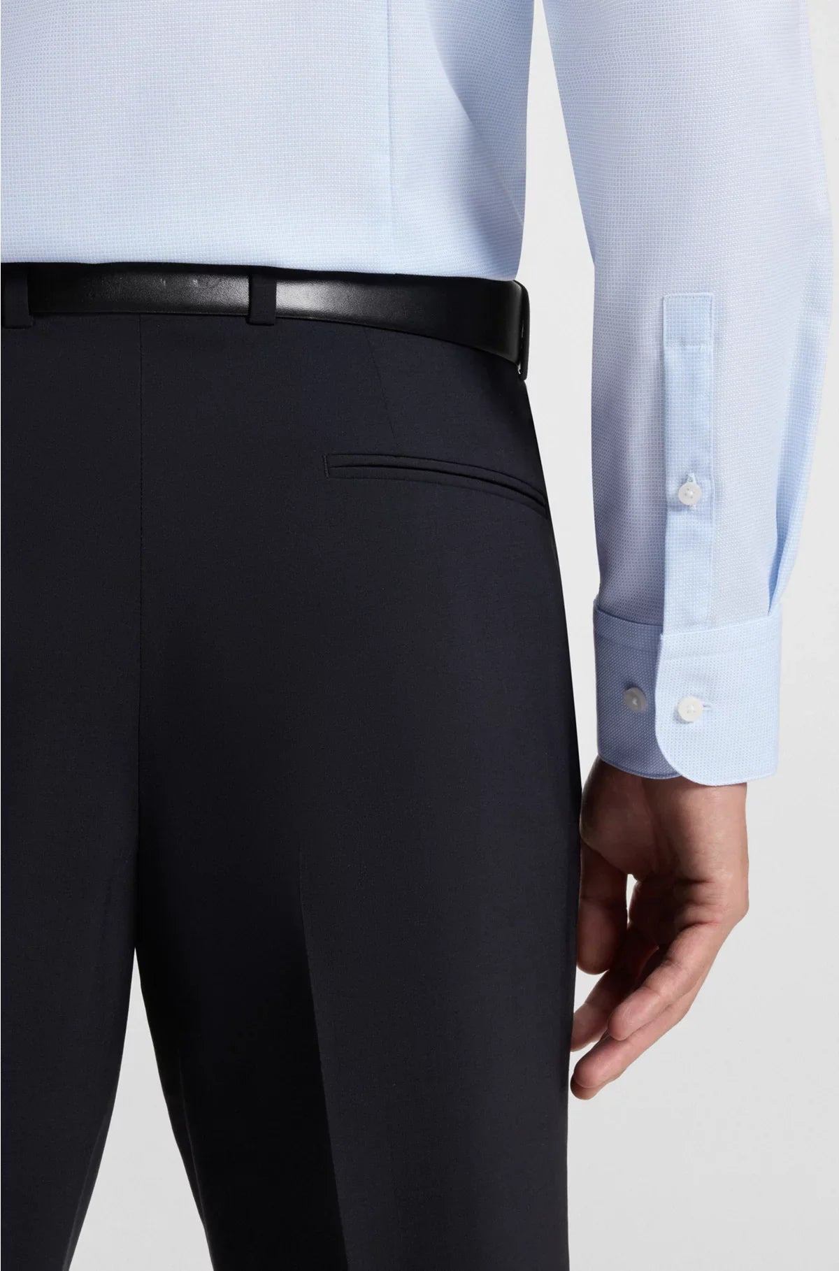 SLIM-FIT SHIRT IN HIGH-PERFORMANCE STRUCTURED COTTON