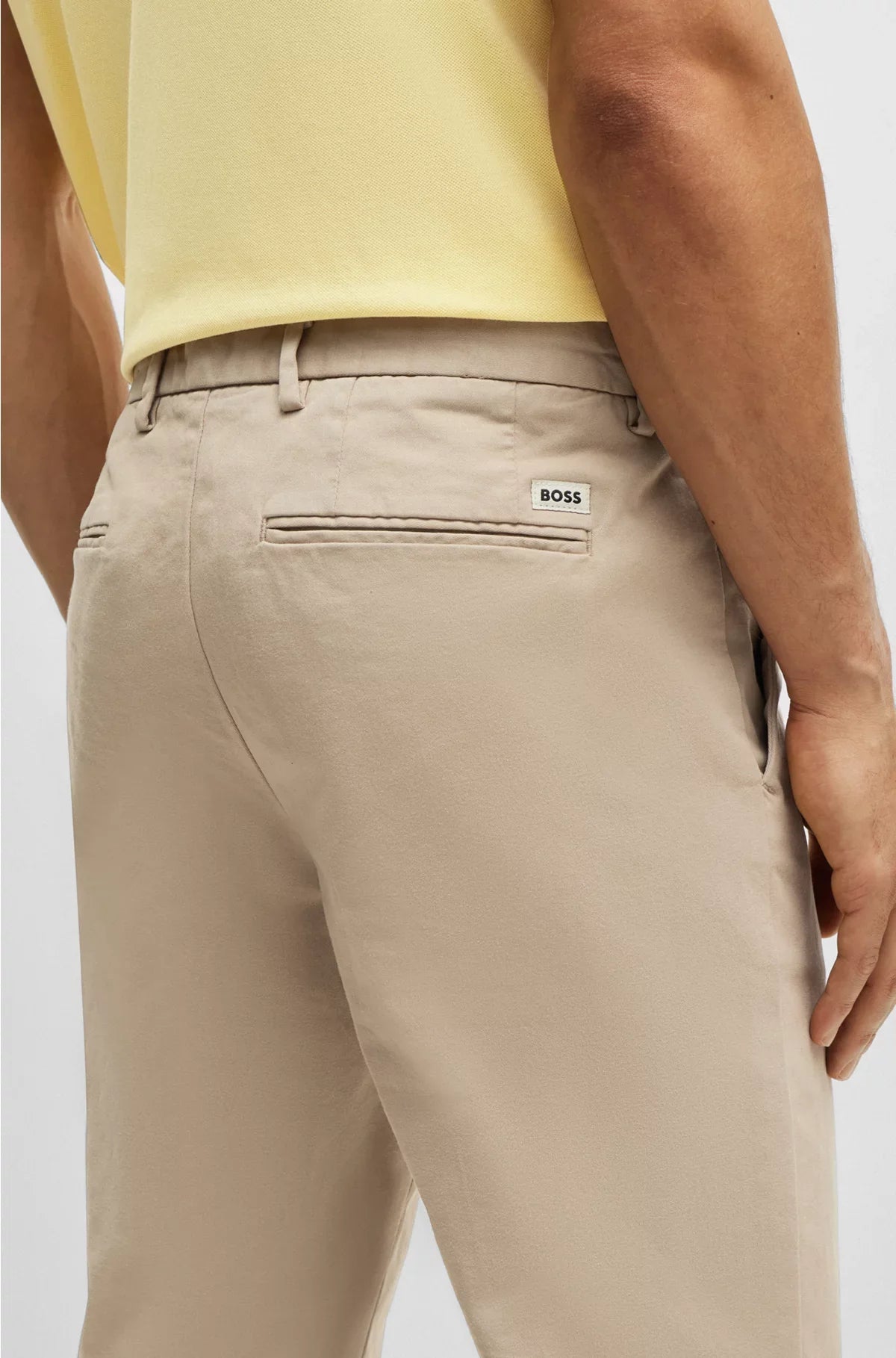 SLIM-FIT CHINOS IN STRETCH-COTTON GABARDINE