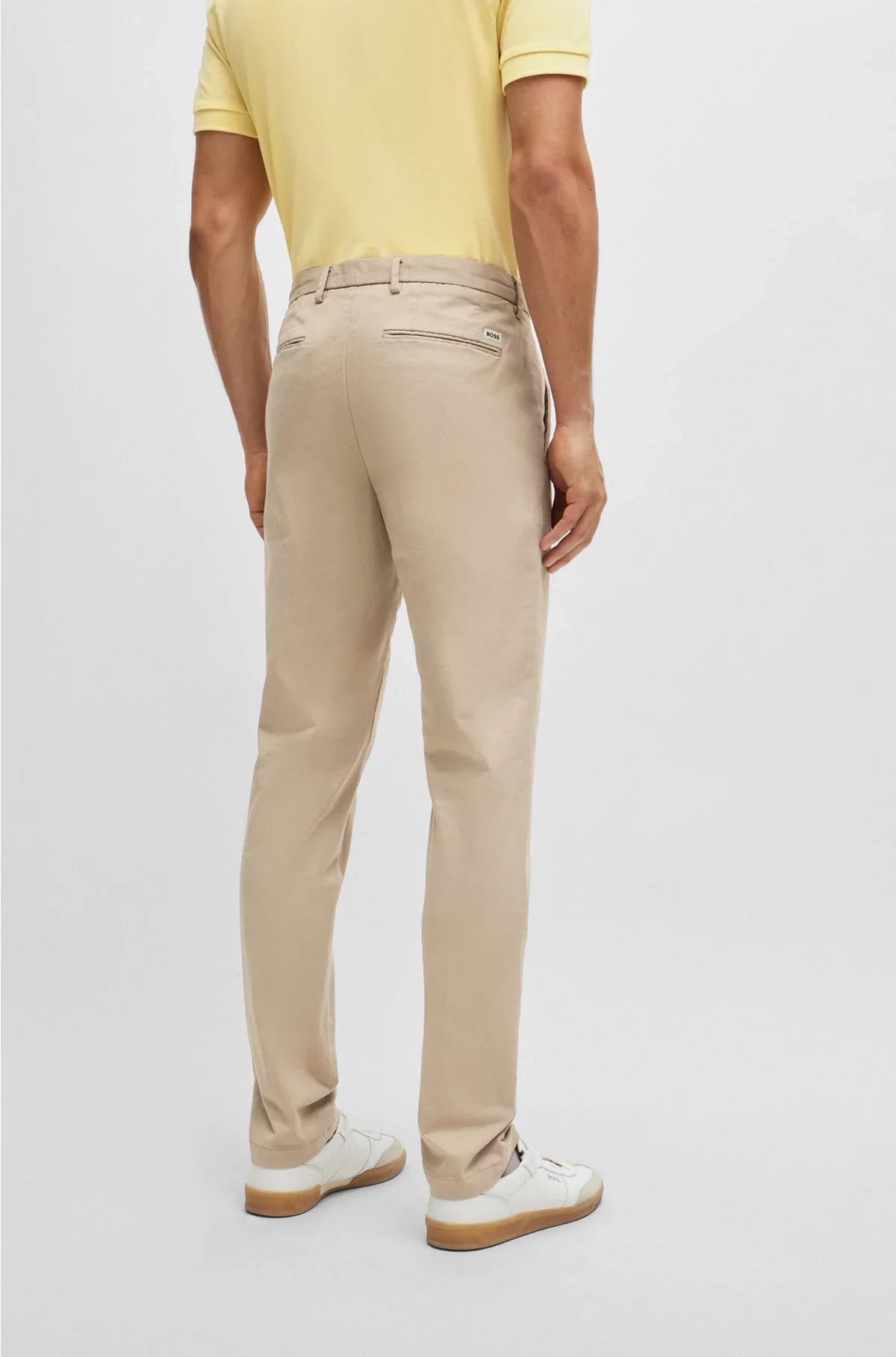 SLIM-FIT CHINOS IN STRETCH-COTTON GABARDINE