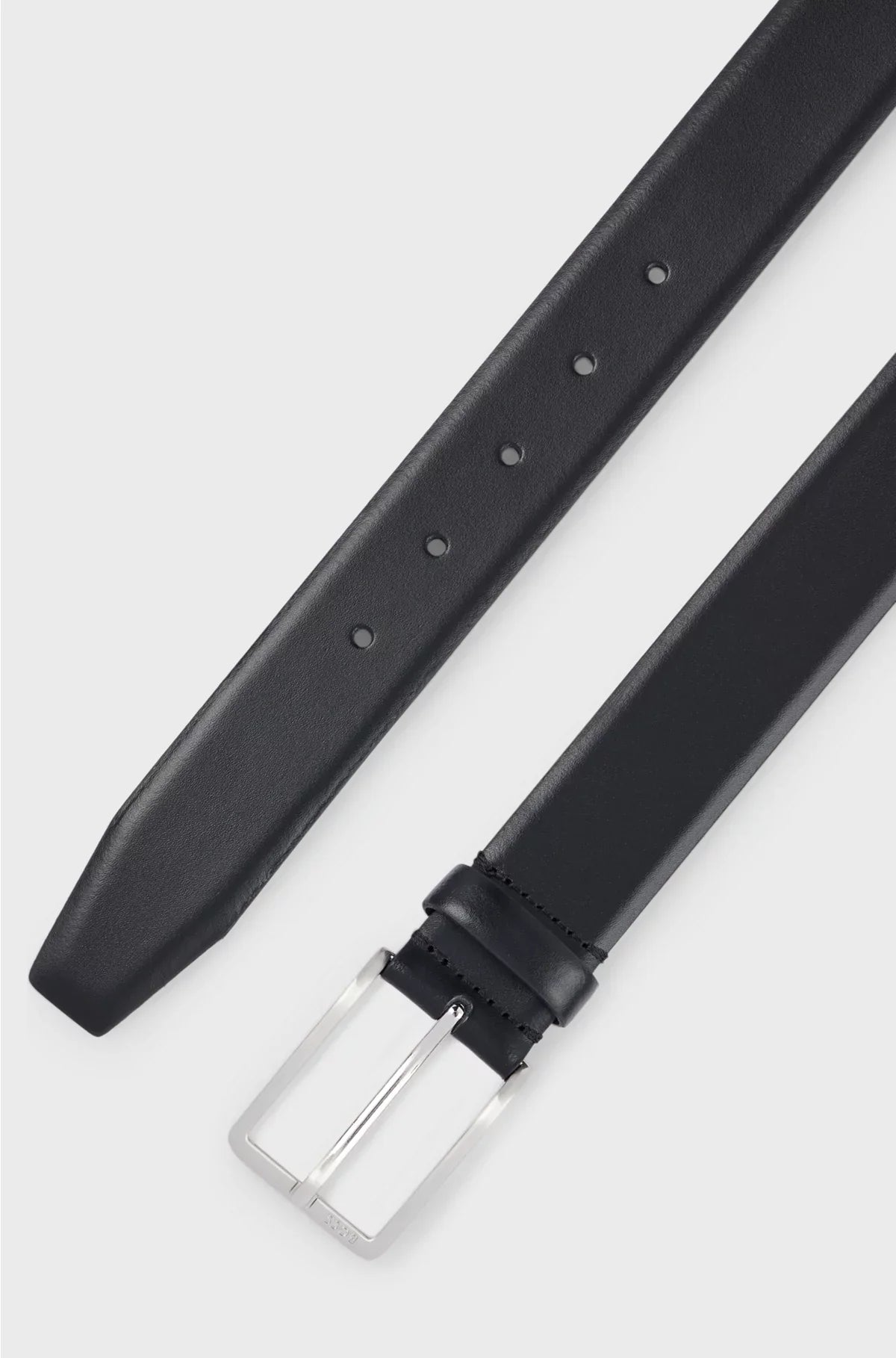 ITALIAN-MADE LEATHER BELT WITH PIN BUCKLE