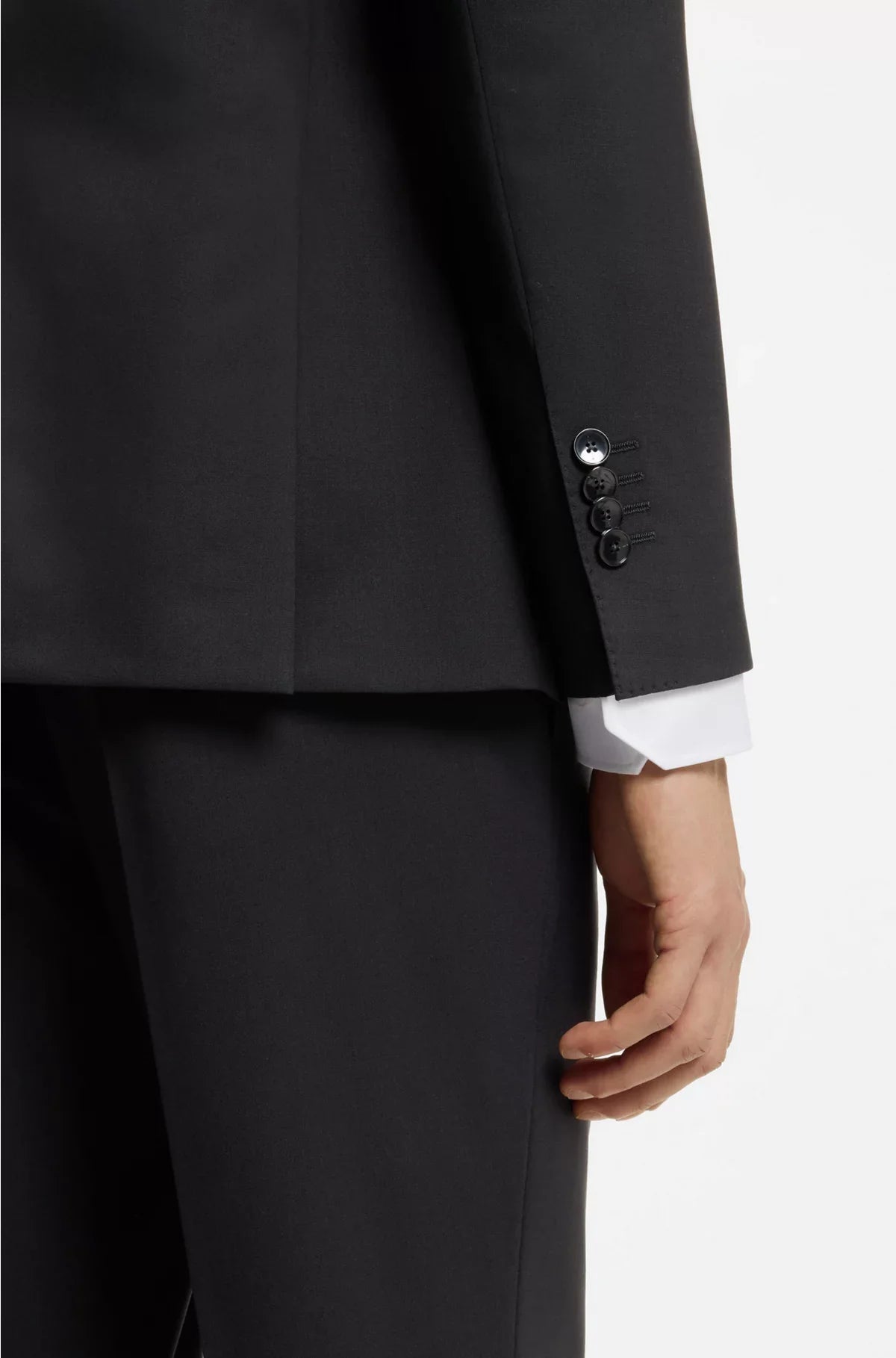 TWO-PIECE SLIM-FIT SUIT IN STRETCH VIRGIN WOOL
