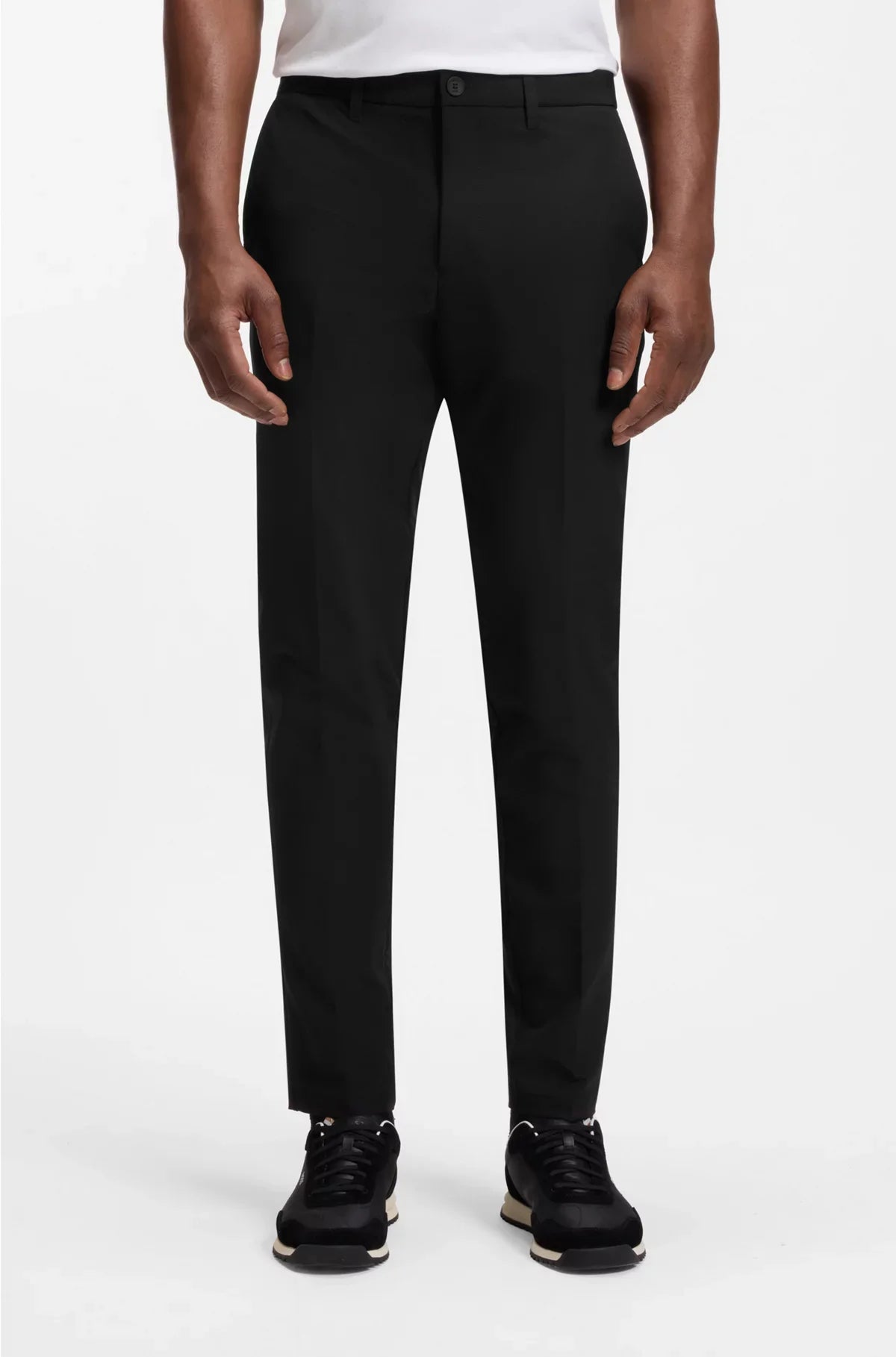 SLIM-FIT CHINOS IN EASY-IRON FOUR-WAY STRETCH FABRIC