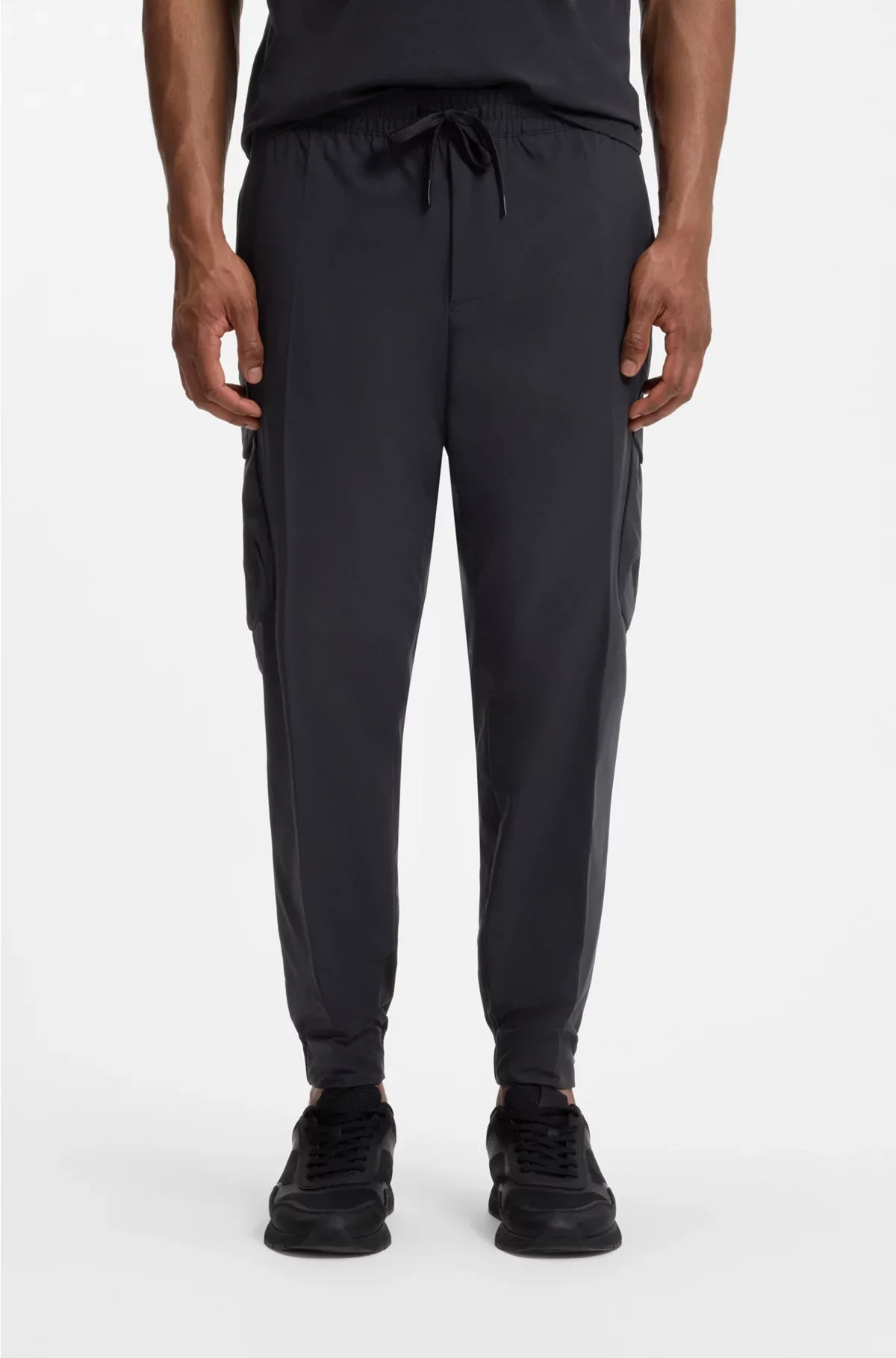 TAPERED-FIT TROUSERS IN EASY-IRON STRETCH POPLIN