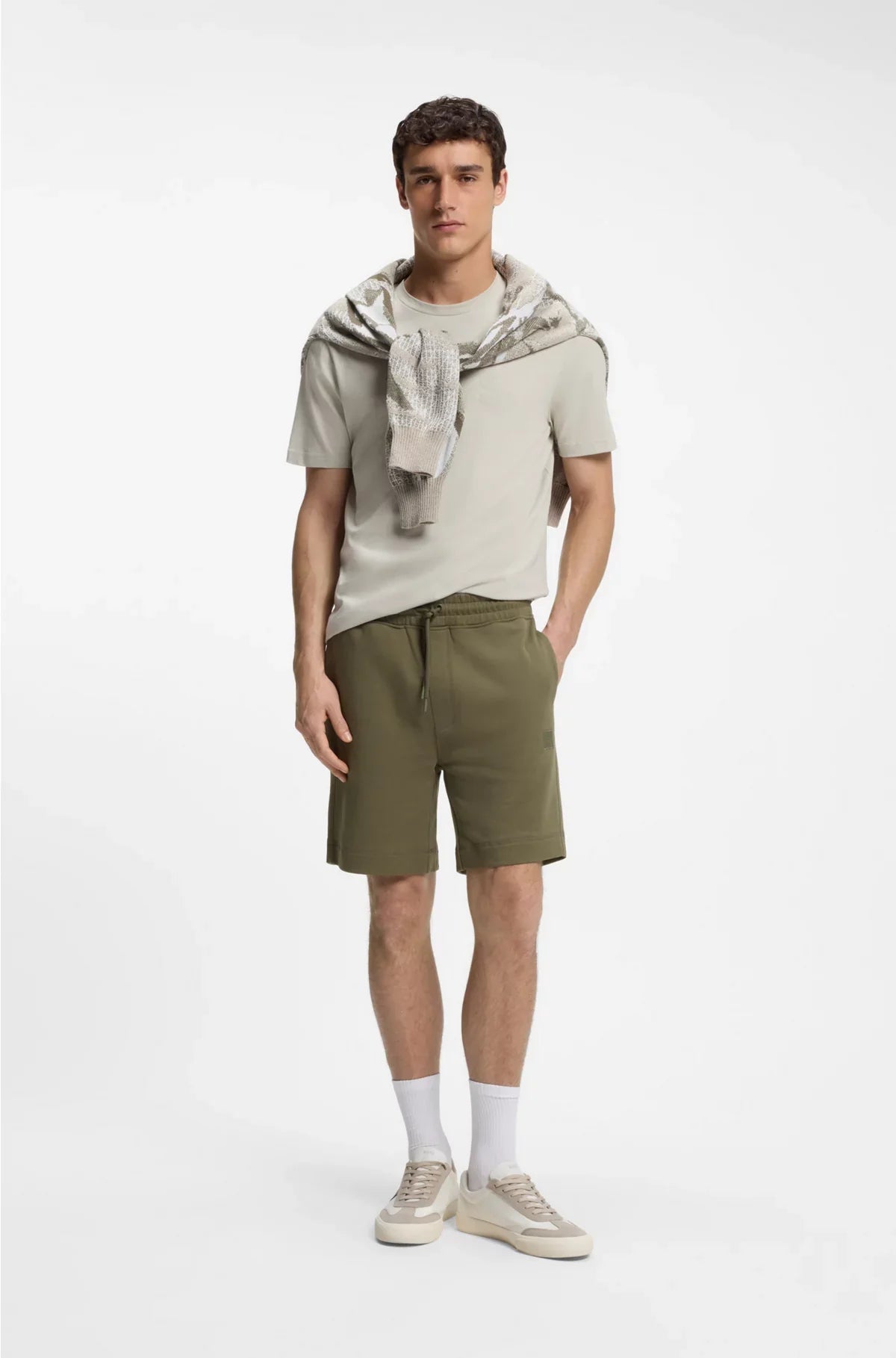DRAWSTRING SHORTS IN COTTON TERRY WITH LOGO BADGE