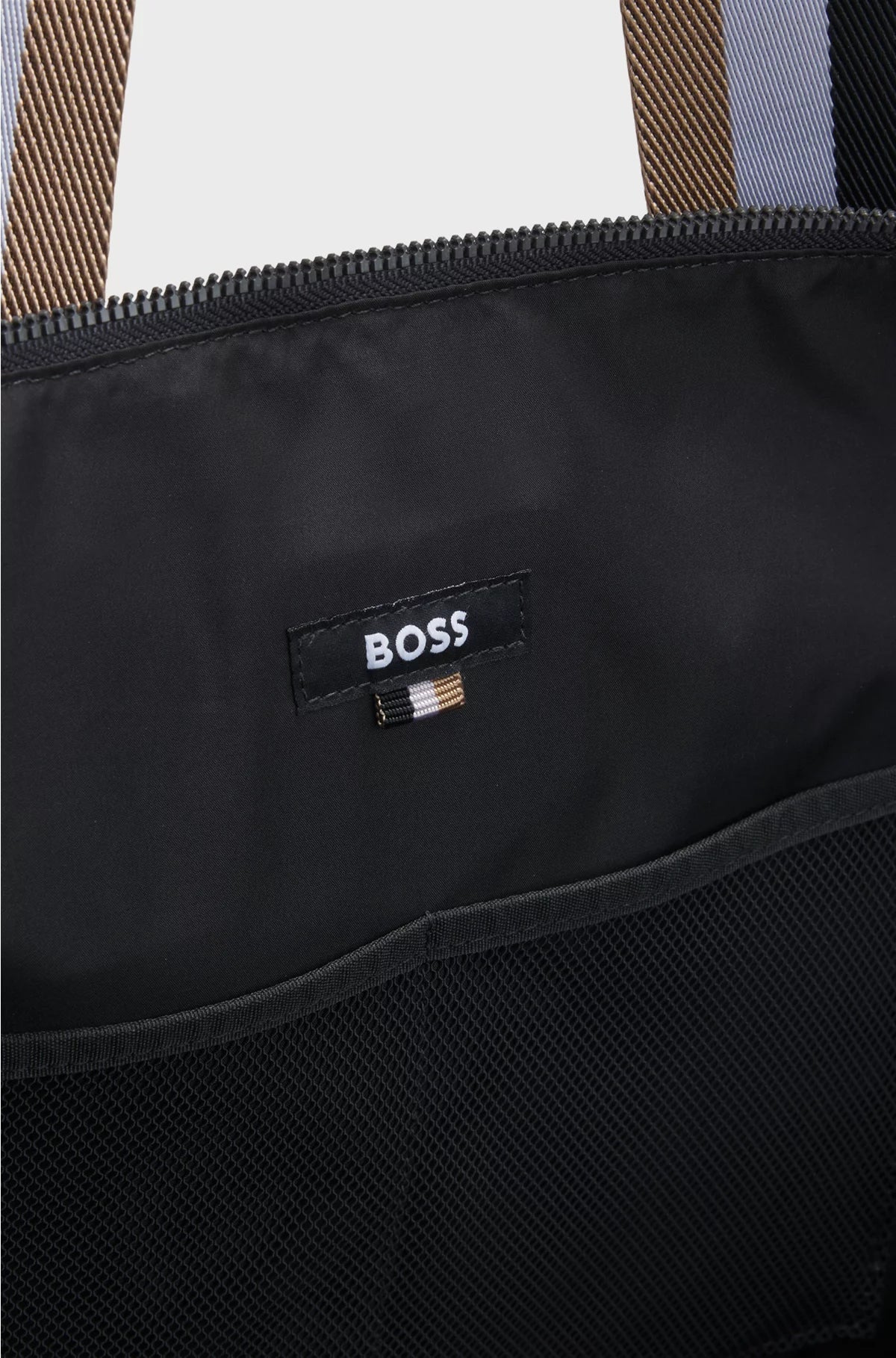 CONTRAST-LOGO HOLDALL WITH DETACHABLE STRAP