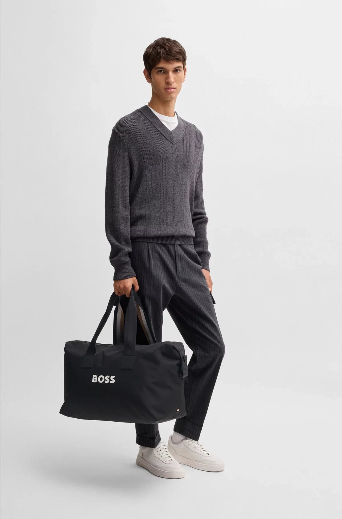 CONTRAST-LOGO HOLDALL WITH DETACHABLE STRAP