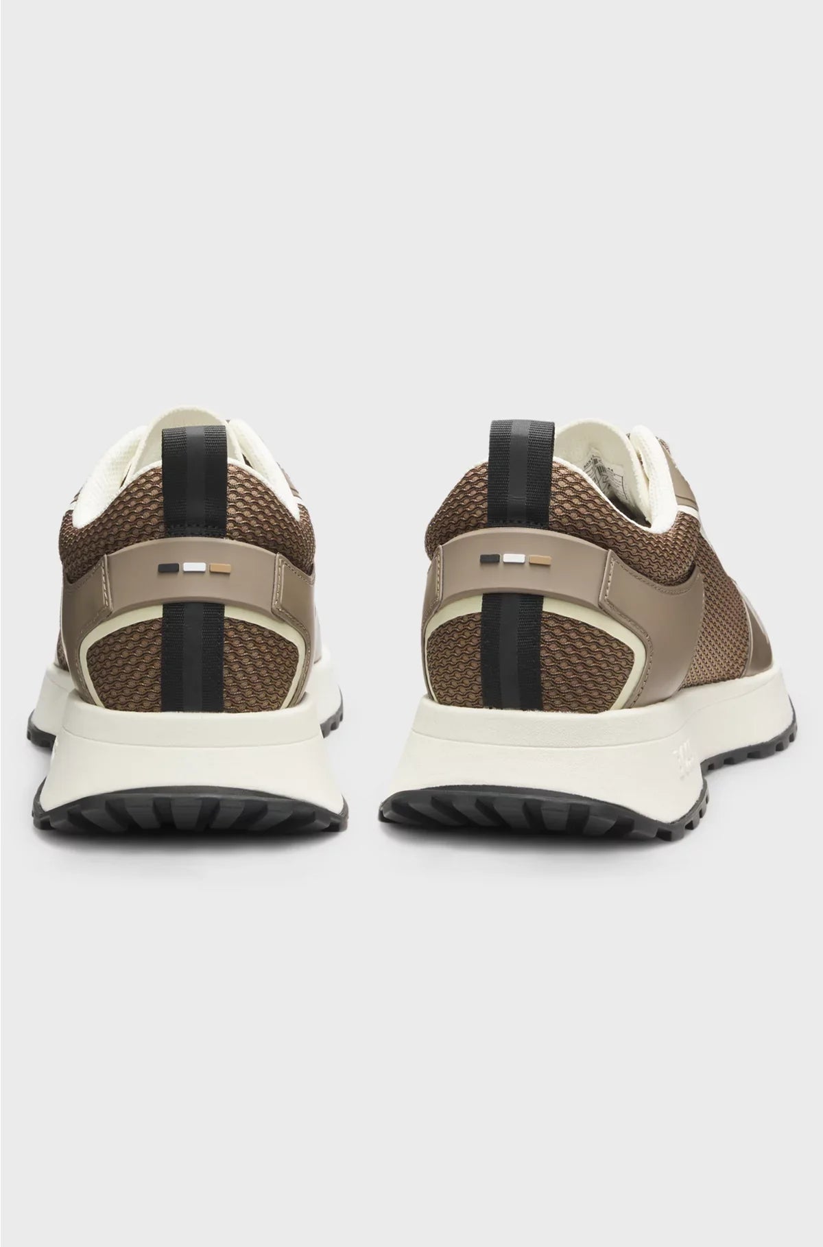 SNEAKERS IN MATERIALI MISTI CON DETTAGLI IN MESH E BRANDING