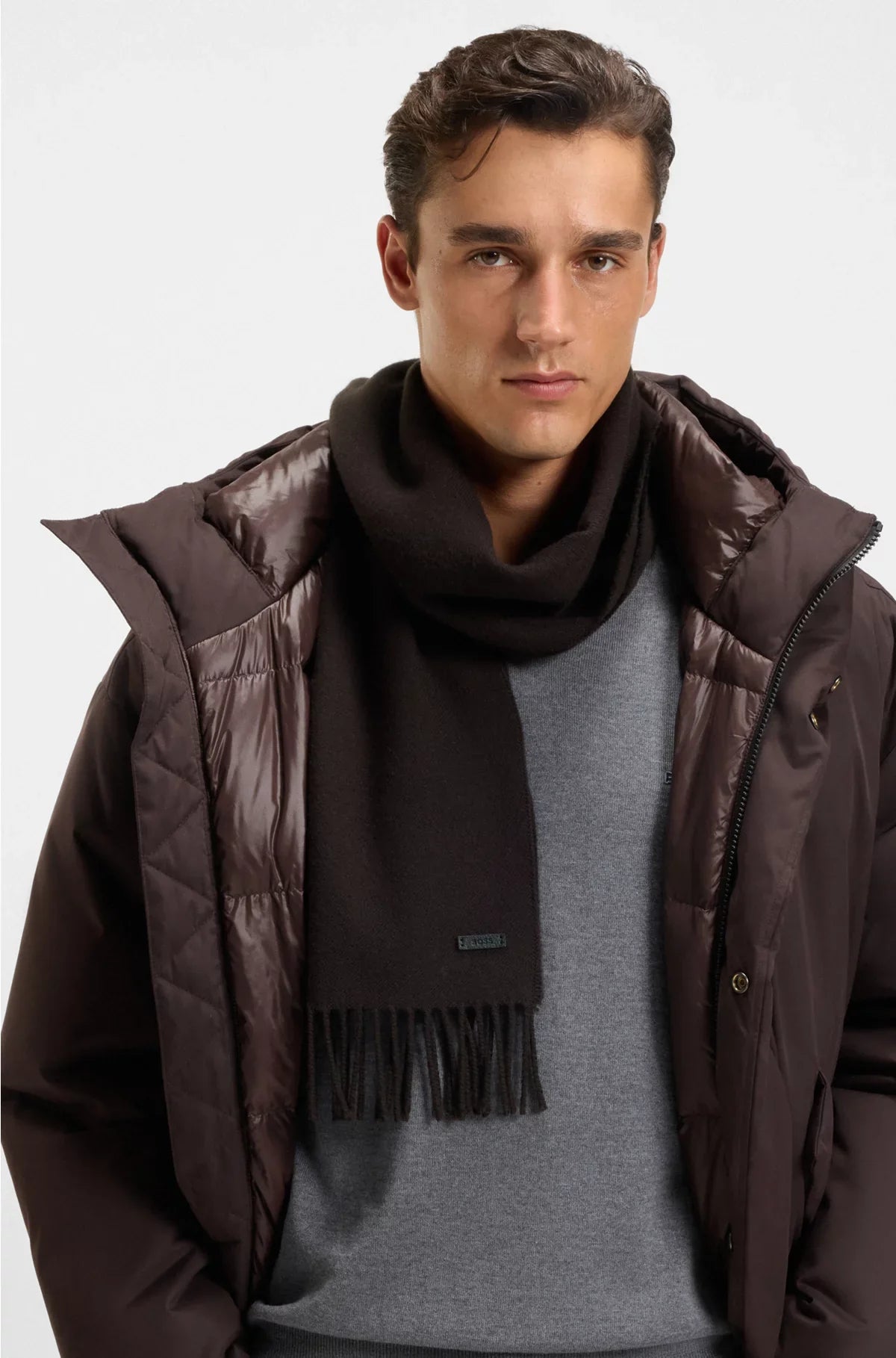 ITALIAN-MADE SCARF IN WOOL WITH LOGO PATCH