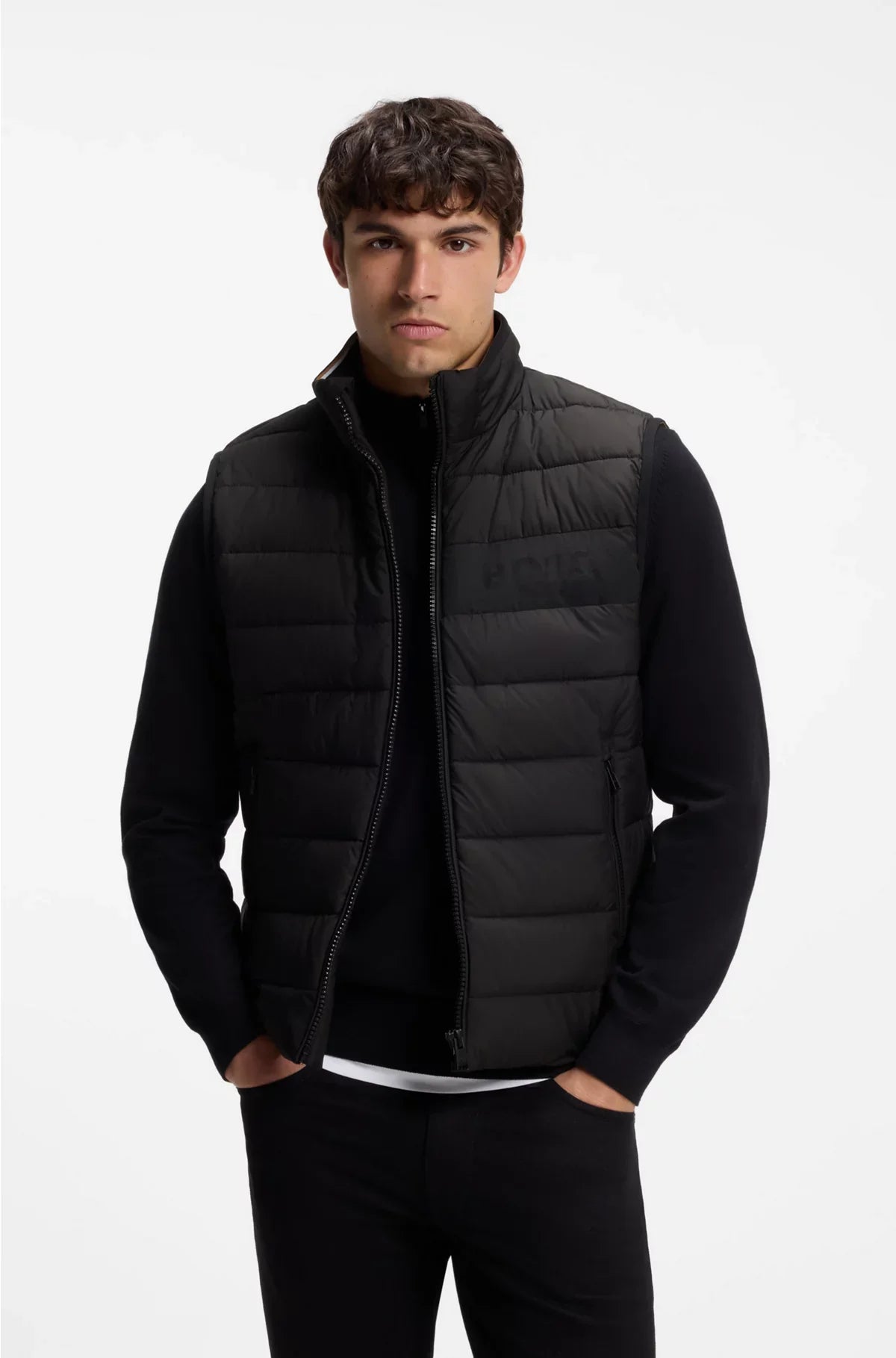 WATER-REPELLENT GILET WITH TONAL LOGO