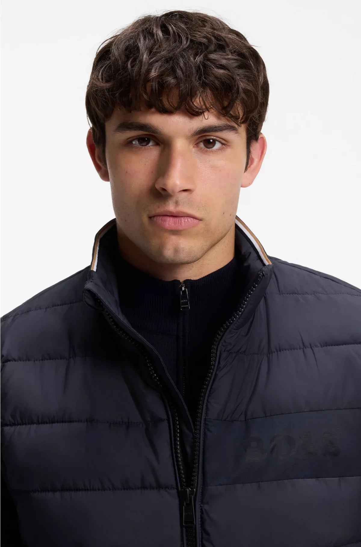 WATER-REPELLENT GILET WITH TONAL LOGO