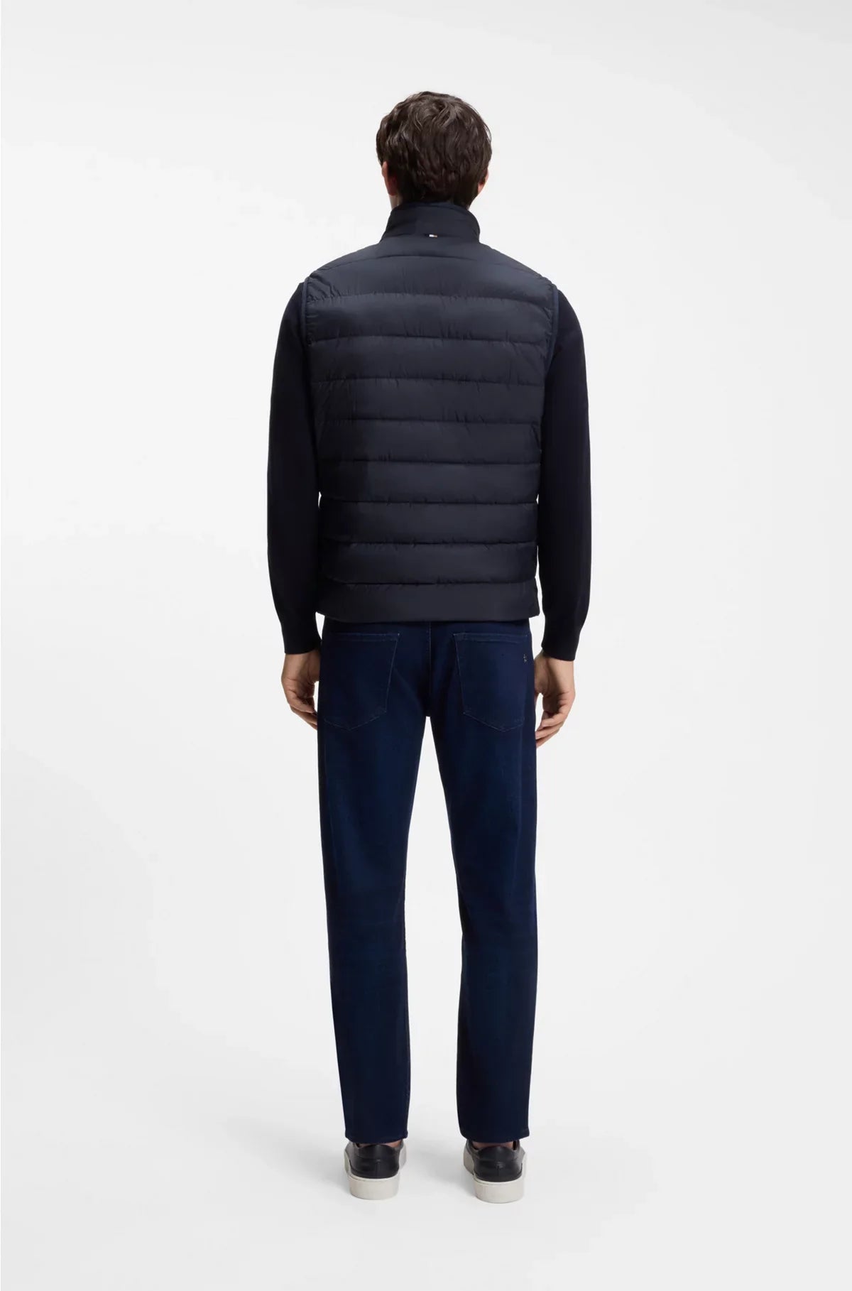 WATER-REPELLENT GILET WITH TONAL LOGO