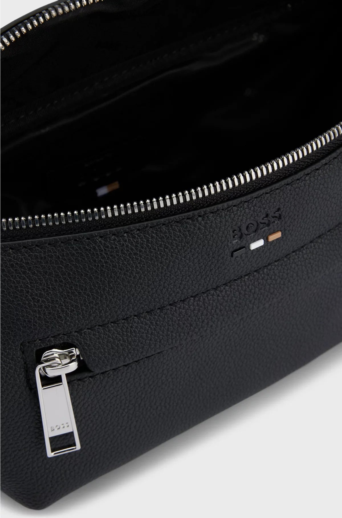 BELT BAG IN GRAINED MATERIAL