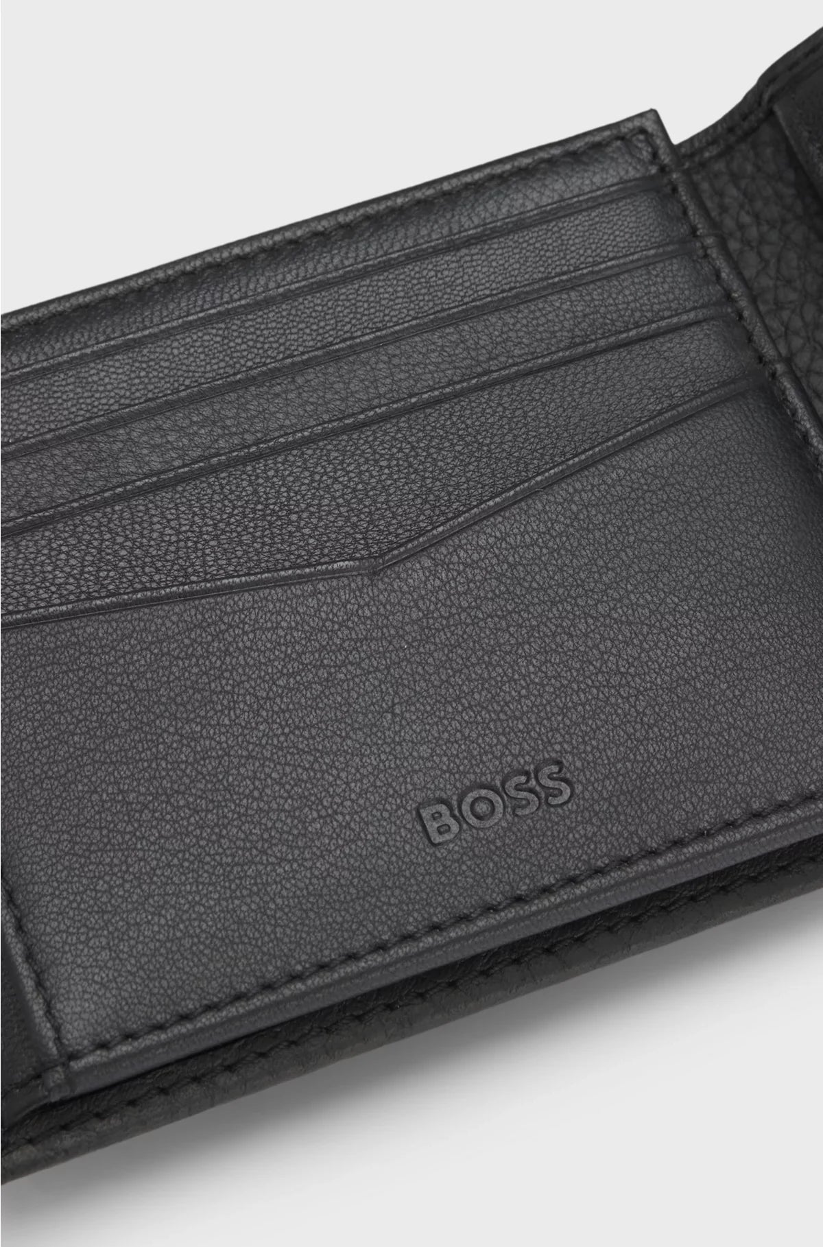 GRAINED-LEATHER TRIFOLD WALLET WITH LOGO LETTERING