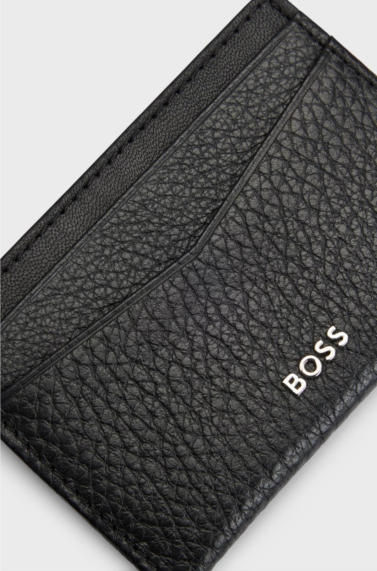 CARD HOLDER IN GRAINED LEATHER WITH METALLIC LOGO LETTERING