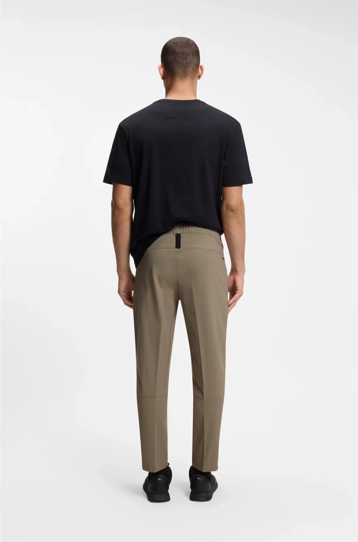 TAPERED-LEG TROUSERS IN WATER-REPELLENT STRETCH FABRIC