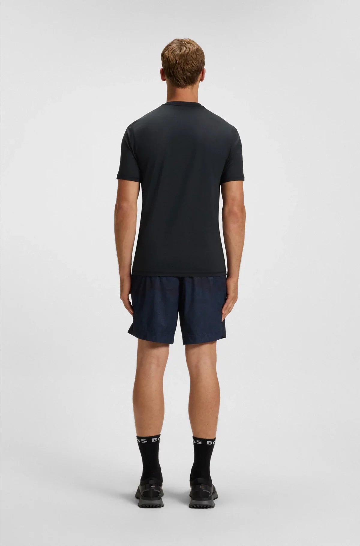 ACTIVE SLIM-FIT T-SHIRT WITH MOISTURE MANAGEMENT