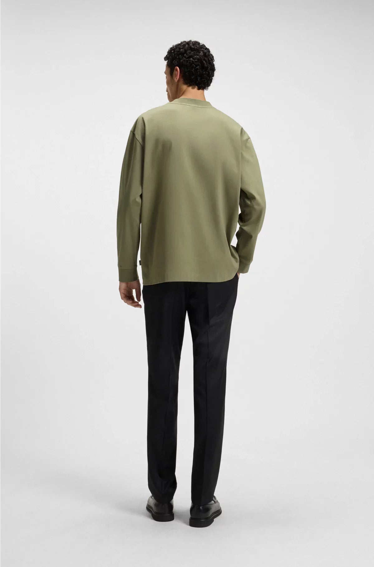 RELAXED-FIT LONG-SLEEVED T-SHIRT IN MERCERISED COTTON