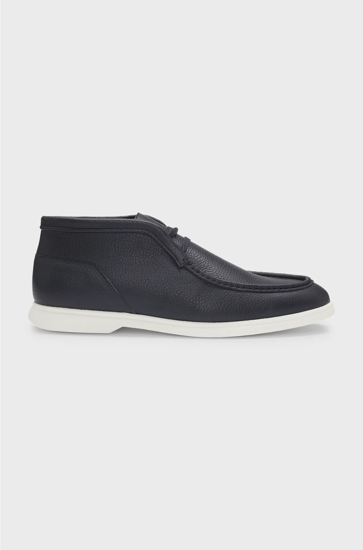 CASUAL BOOTS IN TUMBLED LEATHER WITH APRON TOE