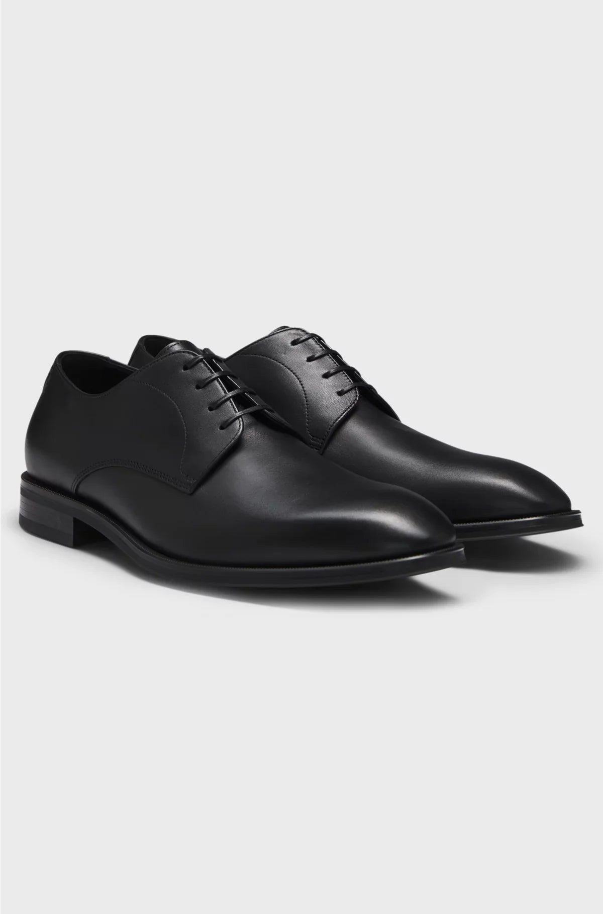 ITALIAN-MADE DERBY SHOES IN LEATHER WITH ORNAMENTAL STITCHING