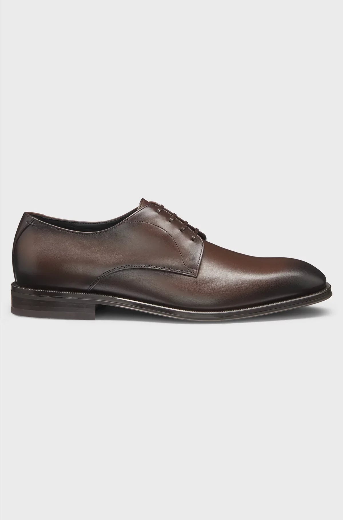 ITALIAN-MADE DERBY SHOES IN LEATHER WITH ORNAMENTAL STITCHING