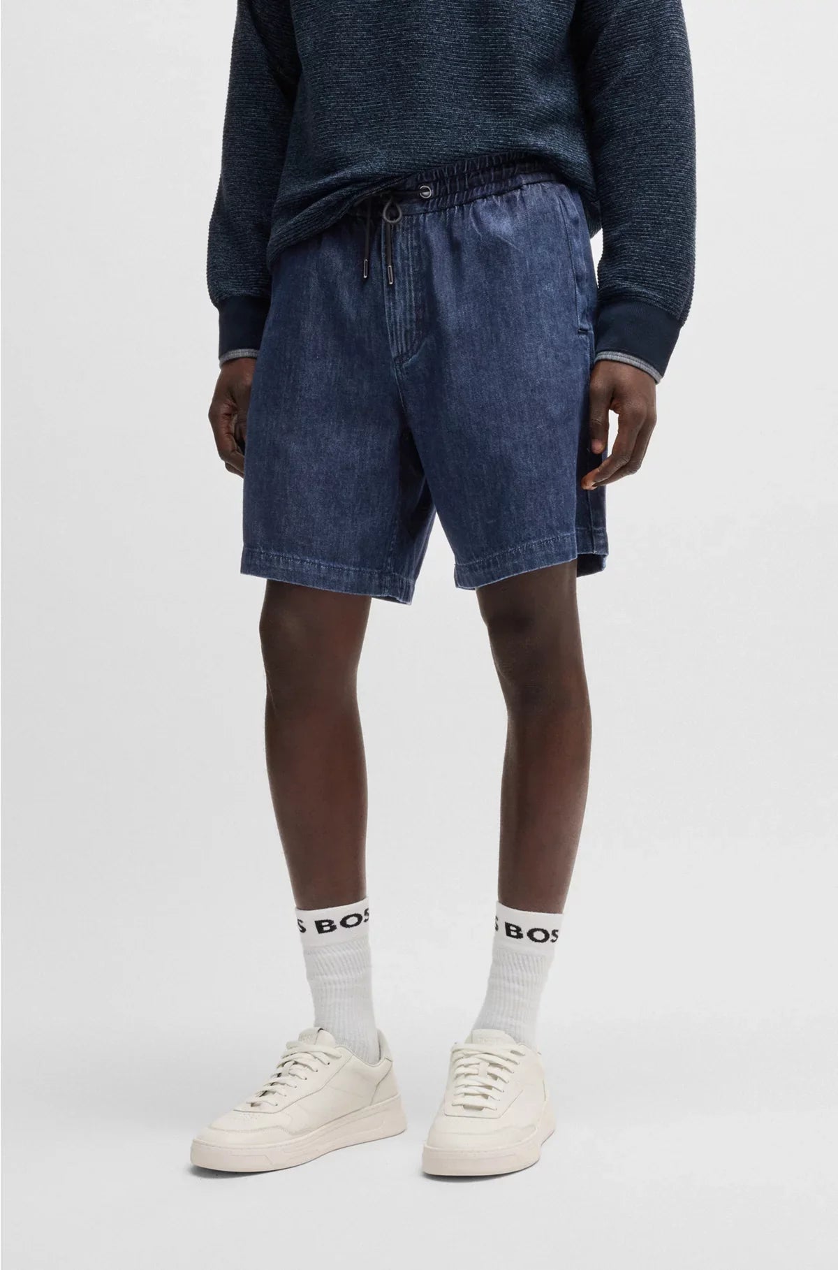 RELAXED-FIT SHORTS IN DARK-BLUE DENIM