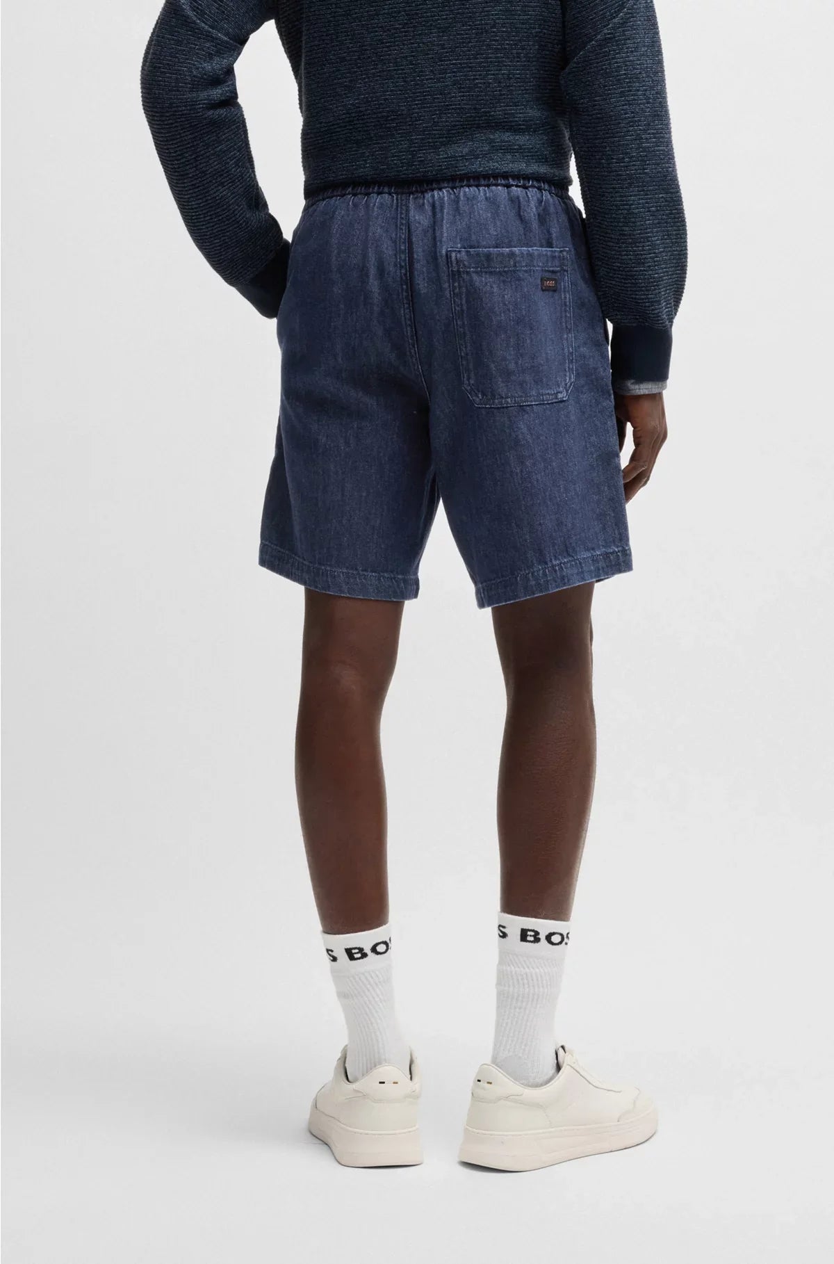 RELAXED-FIT SHORTS IN DARK-BLUE DENIM