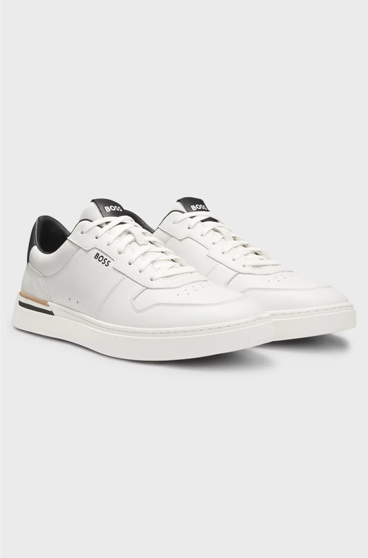 SNEAKERS IN PELLE CON DETTAGLI LOGO