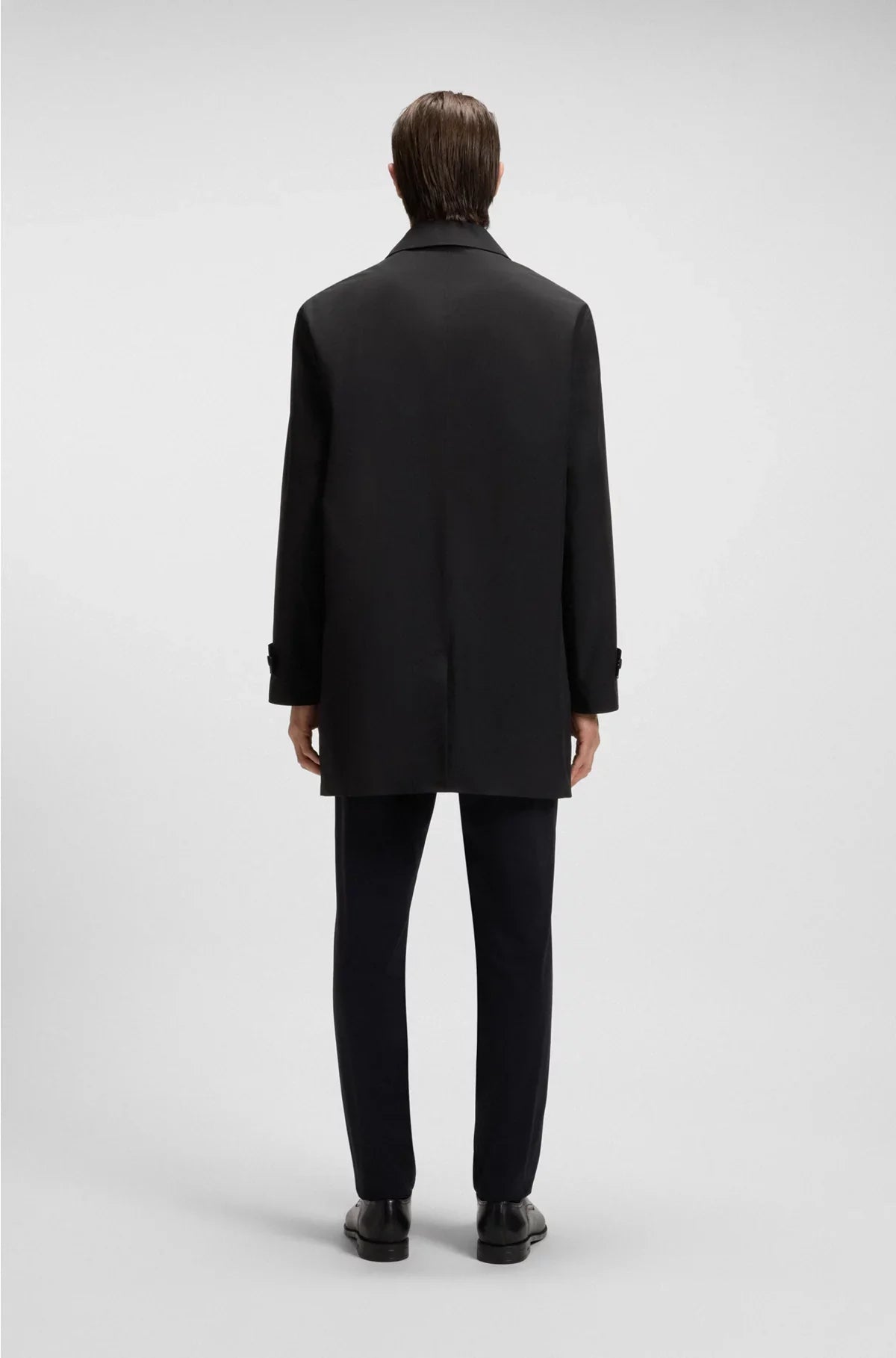 GORE-TEX? WATER-REPELLENT COAT WITH CONCEALED CLOSURE