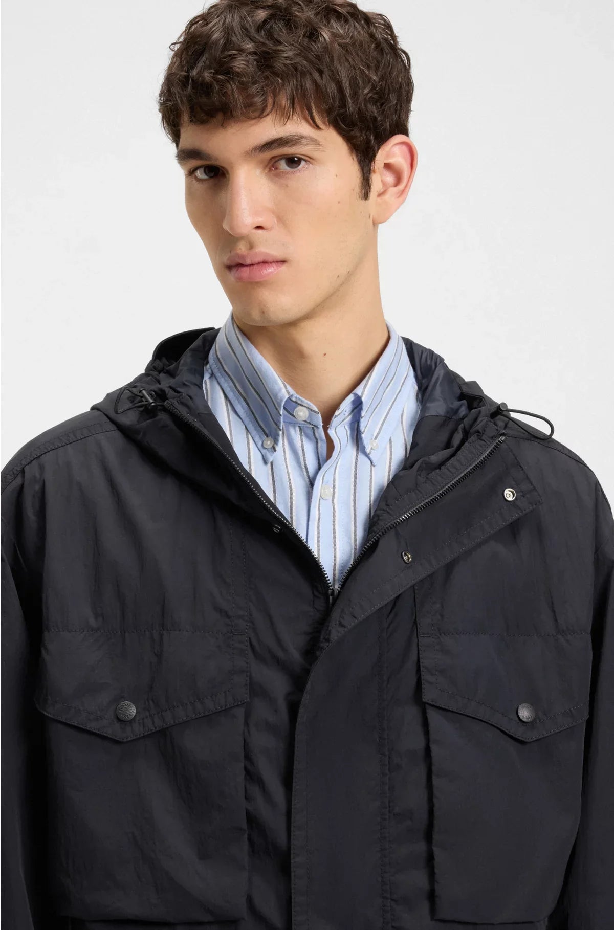 WATER-REPELLENT JACKET WITH HOOD VISOR