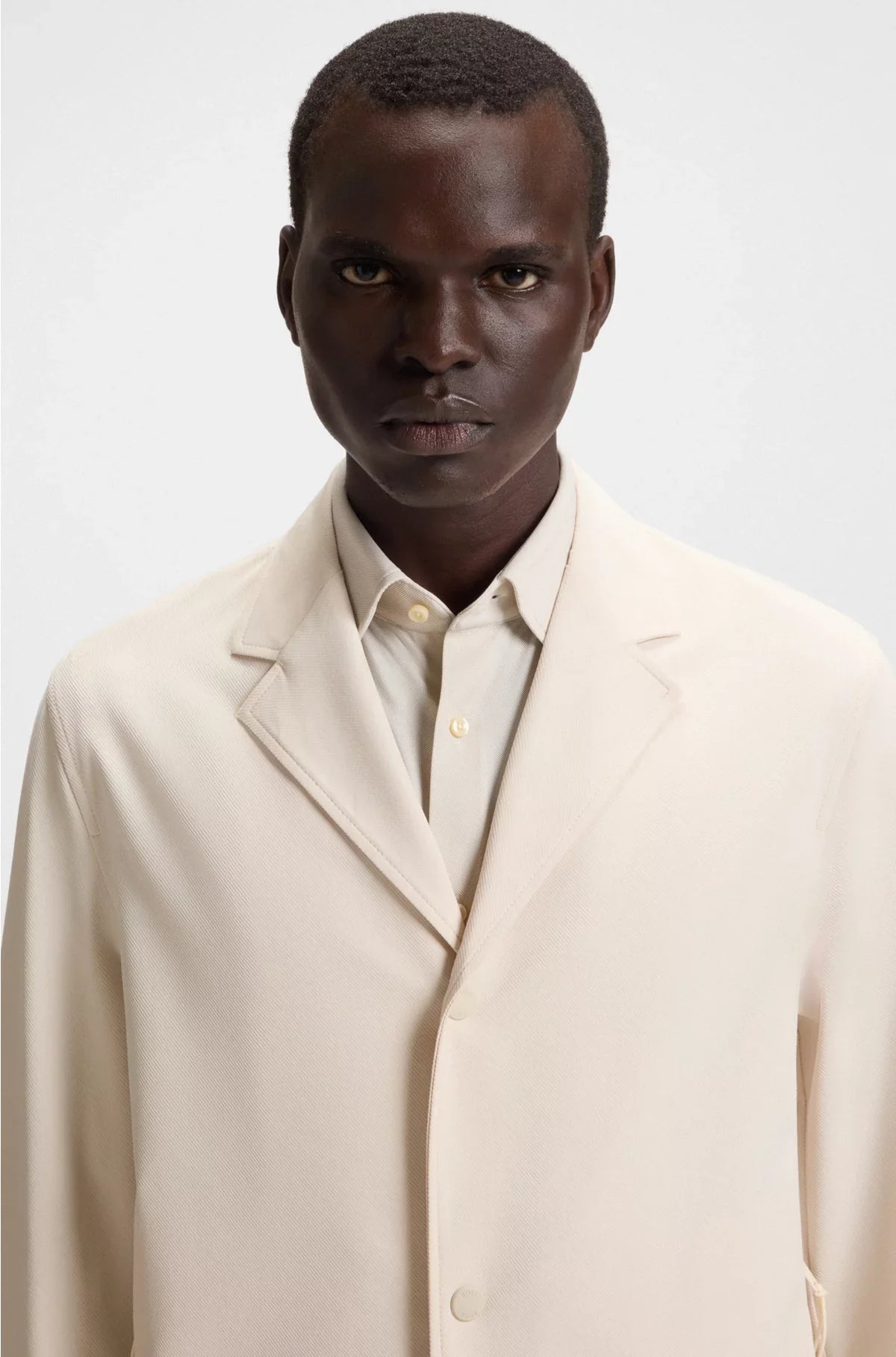 PACKABLE RELAXED-FIT OVERSHIRT IN PERFORMANCE-STRETCH FABRIC