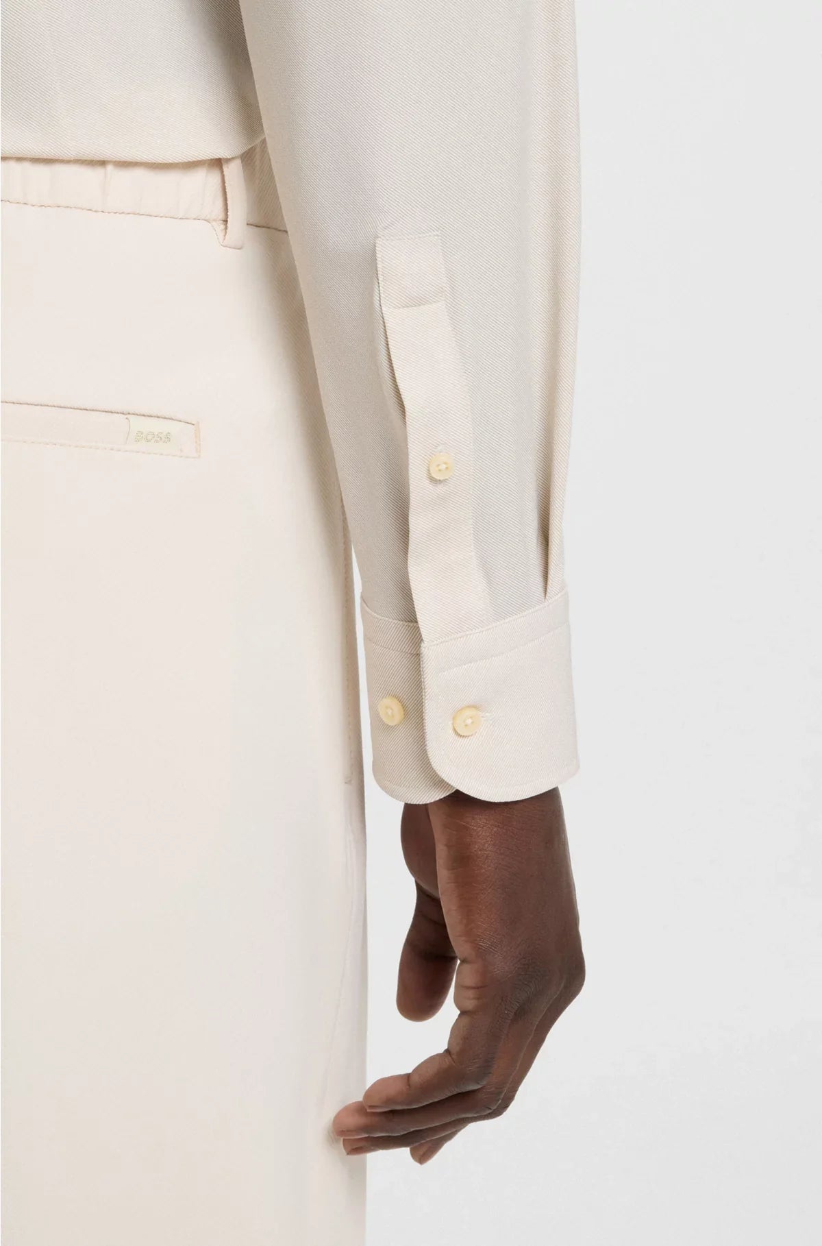RELAXED-FIT TROUSERS IN WATER-REPELLENT STRETCH FABRIC