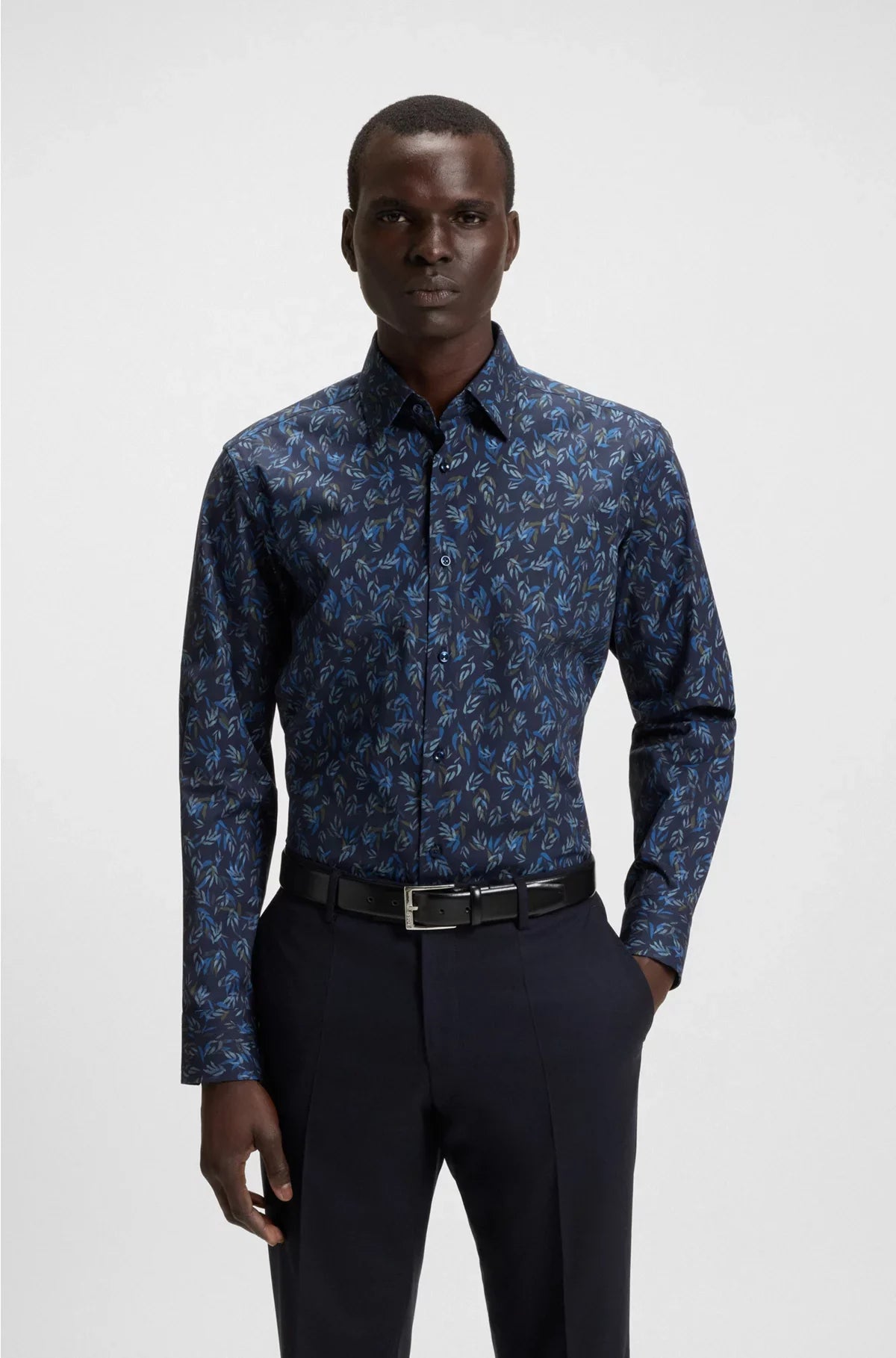 REGULAR-FIT SHIRT IN PRINTED STRETCH-COTTON POPLIN