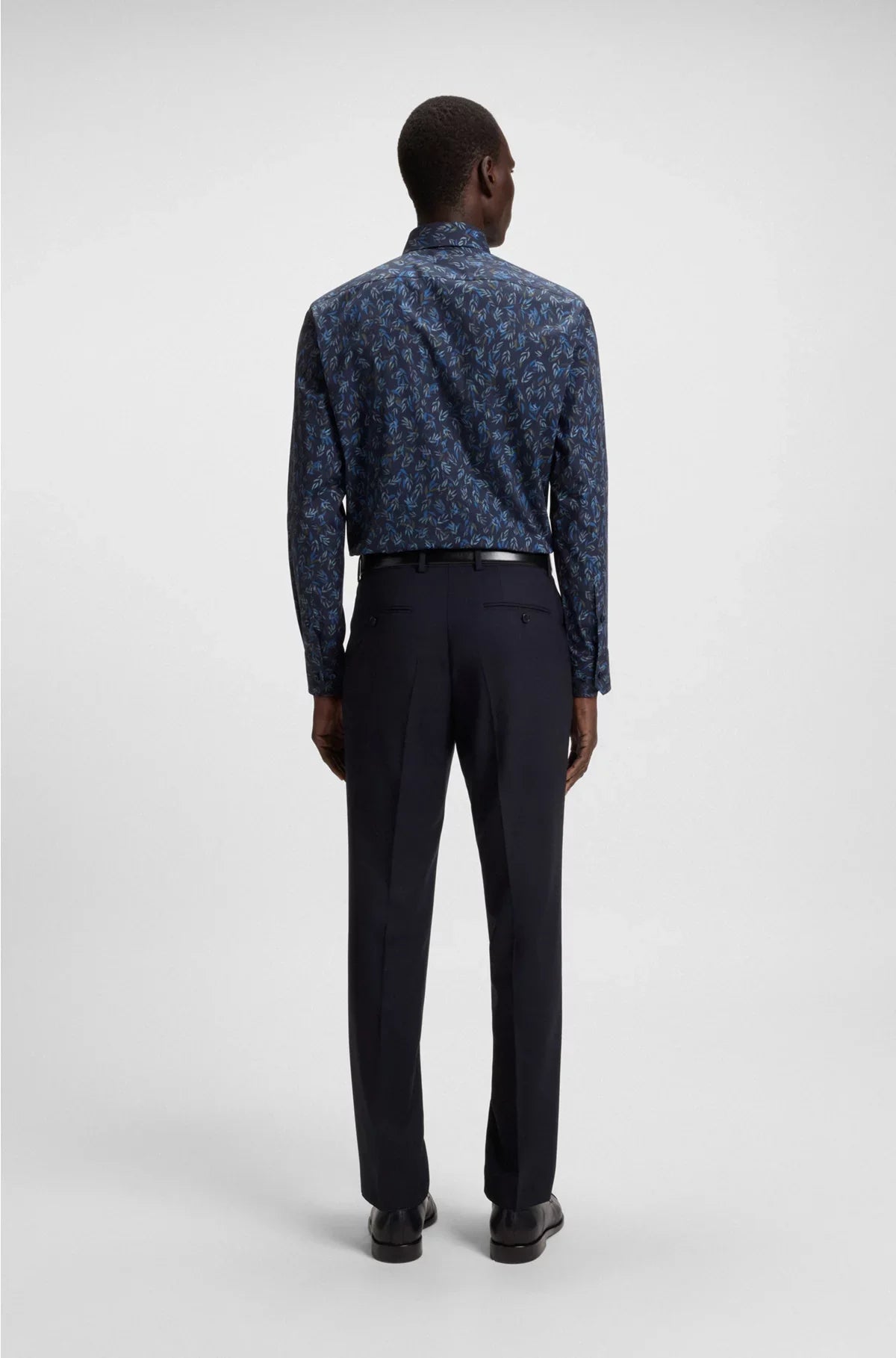 REGULAR-FIT SHIRT IN PRINTED STRETCH-COTTON POPLIN