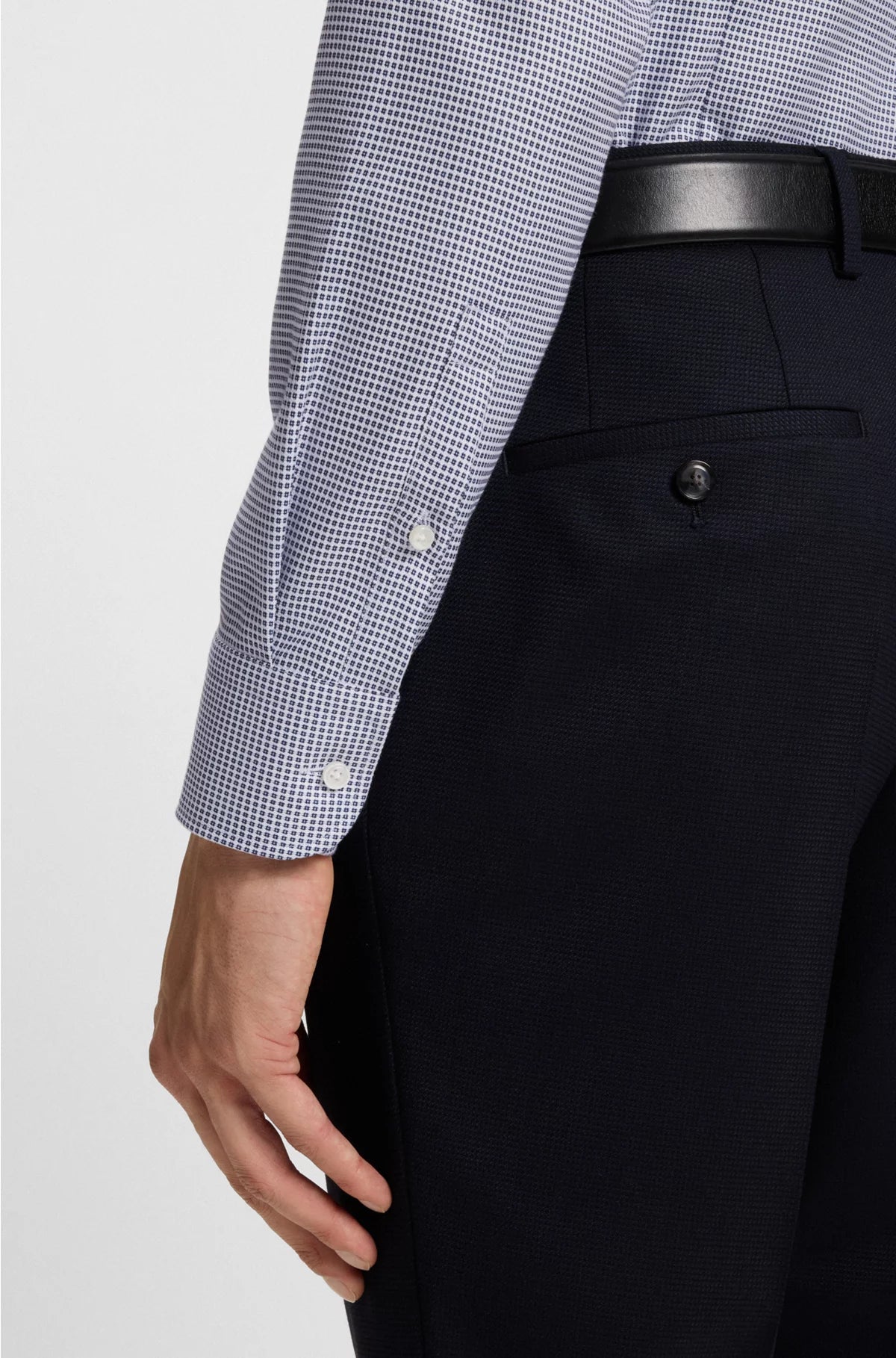 SLIM-FIT SHIRT IN STRUCTURED COTTON