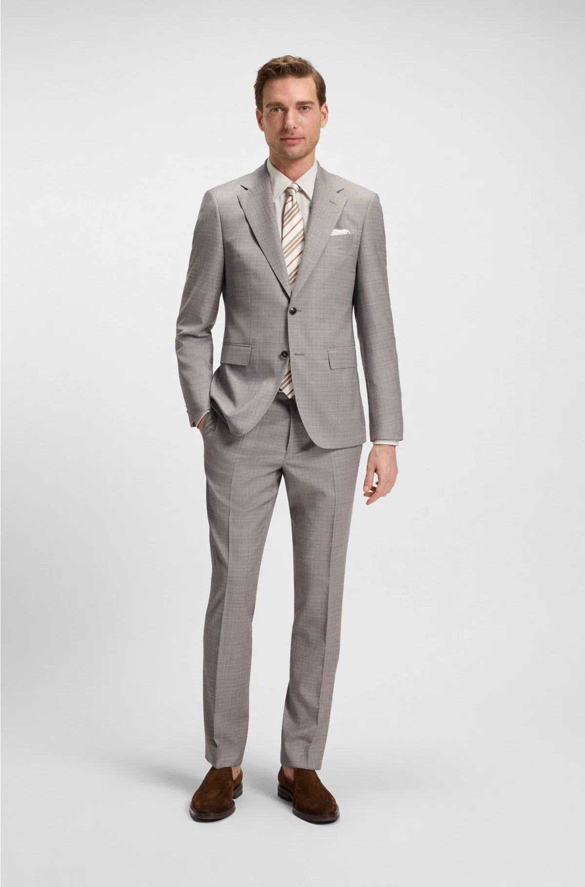 REGULAR-FIT SUIT IN CHECKED VIRGIN WOOL