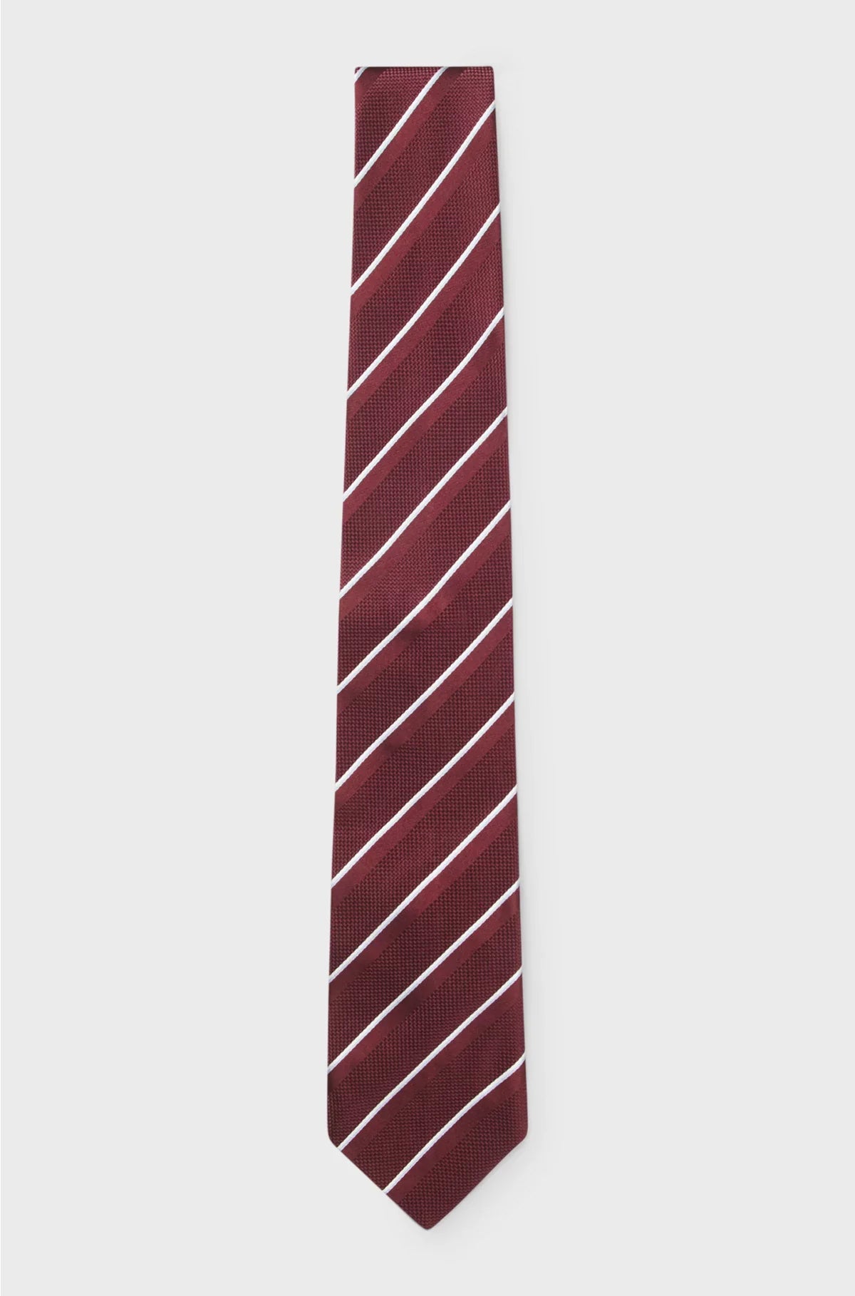 SILK TIE WITH DIAGONAL STRIPES