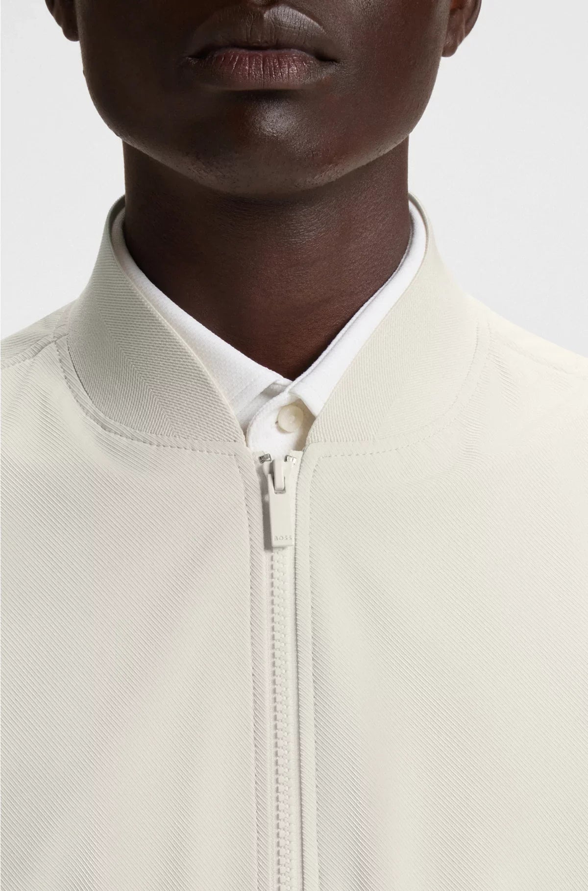 WATER-REPELLENT JACKET IN PERFORMANCE-STRETCH FABRIC